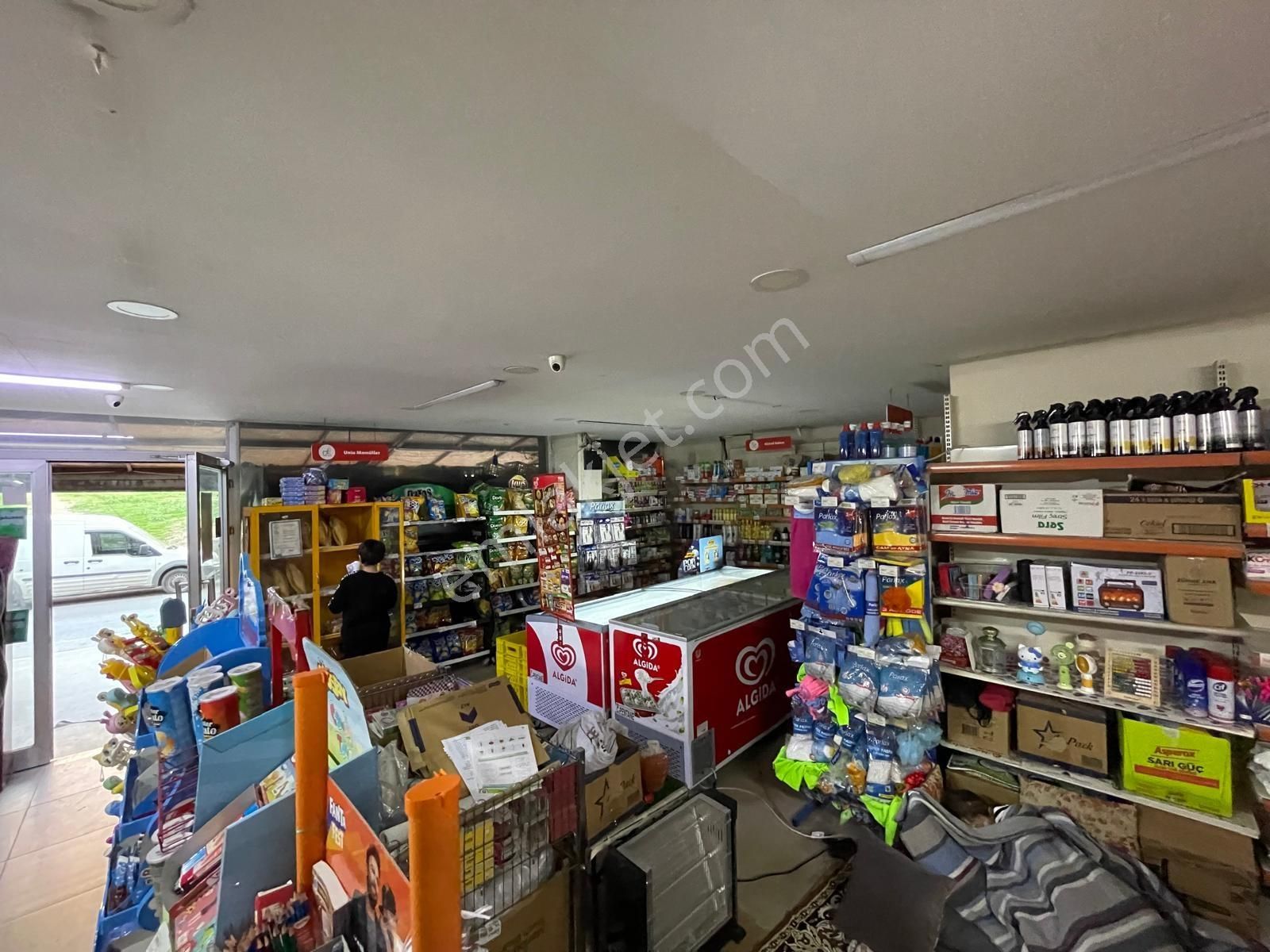 Geniş Metrajlı , Depolu 280 M2 Satılık Dükkan - Görsel 2