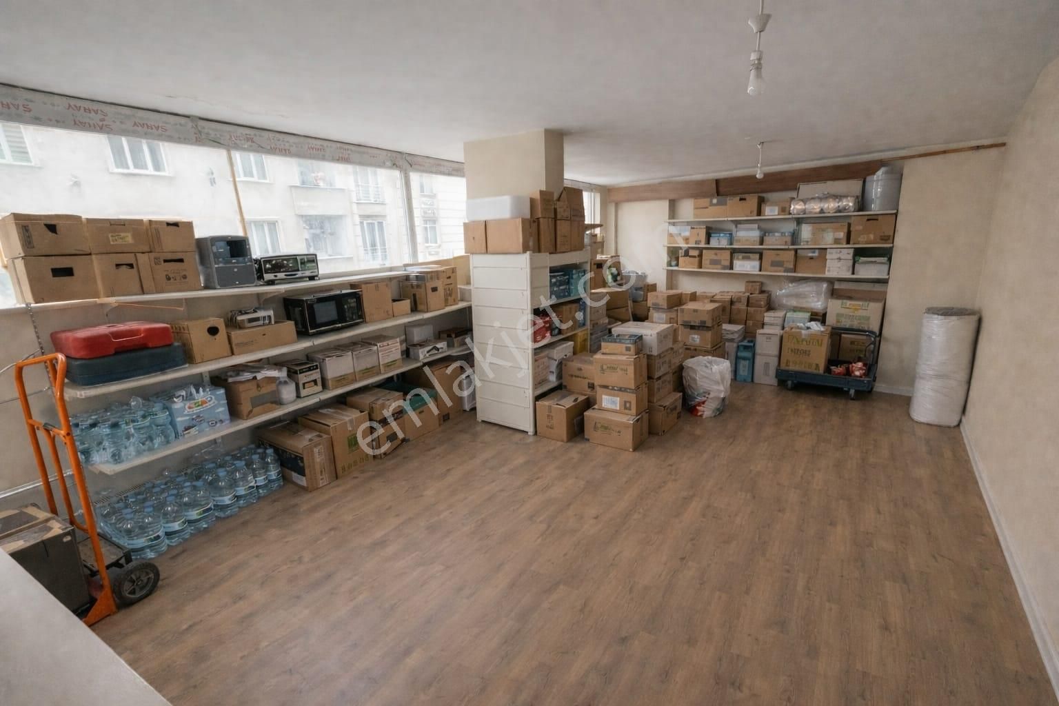 Geniş Metrajlı , Depolu 280 M2 Satılık Dükkan - Görsel 19