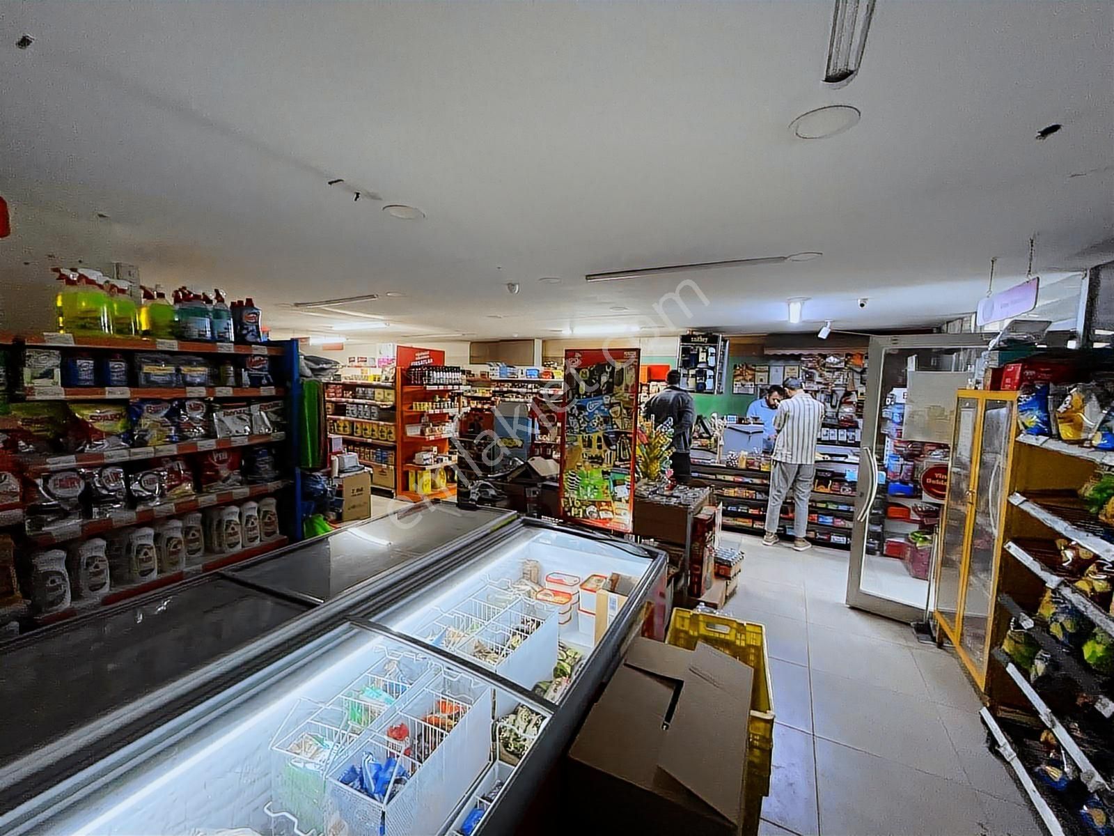 Geniş Metrajlı , Depolu 280 M2 Satılık Dükkan - Görsel 14