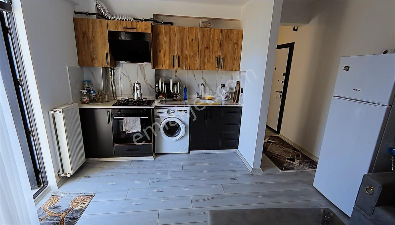 Truva'dan Atakum Kü.kolpınar'da Ulaşımı Kolay Eşyalı Satılık 1+1 - Görsel 10