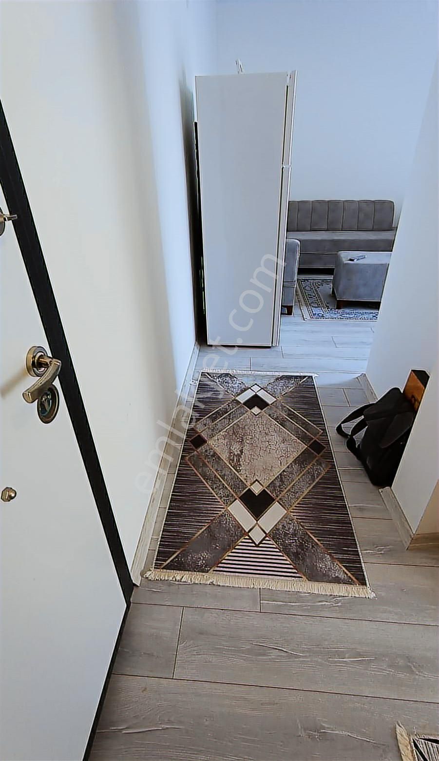 Truva'dan Atakum Kü.kolpınar'da Ulaşımı Kolay Eşyalı Satılık 1+1 - Görsel 8