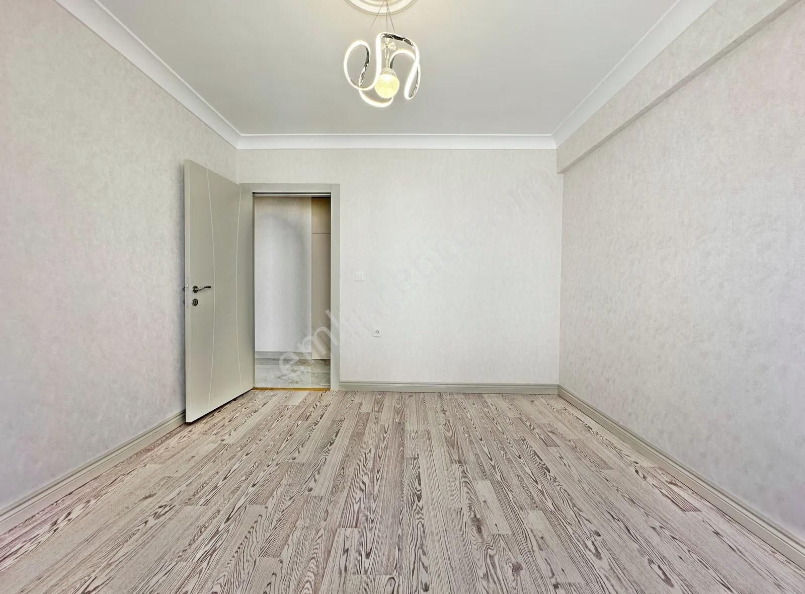 Ankara_keçiören'de_full_yapılı_ara_katta_sıfır_yapı_3+1_daire_!! - Görsel 17