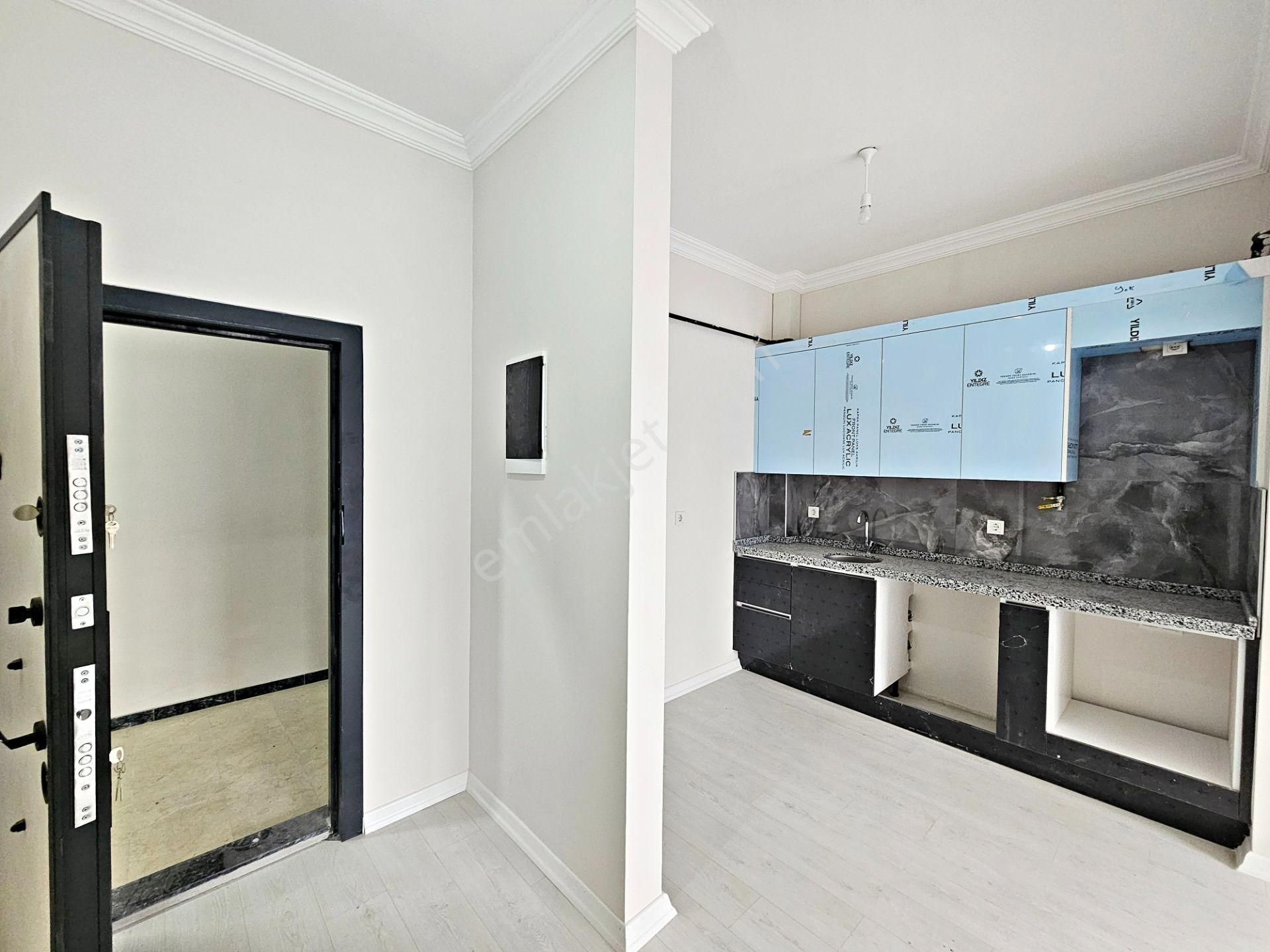 Başiskele Yeniköy Karşıyaka Mah.'de Kiralık Lüks 1+1 Daire/ofis - Görsel 8