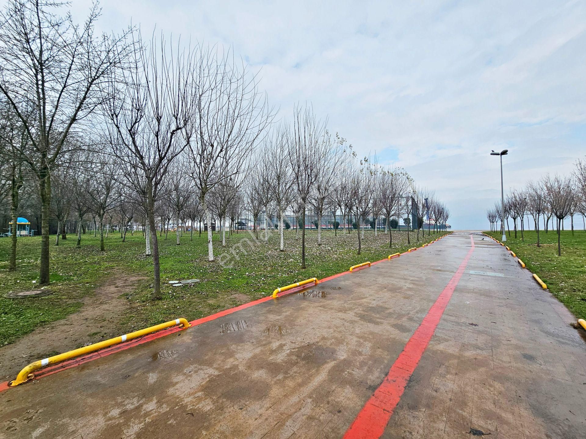 Başiskele Yeniköy Karşıyaka Mah.'de Kiralık Lüks 1+1 Daire/ofis - Görsel 25