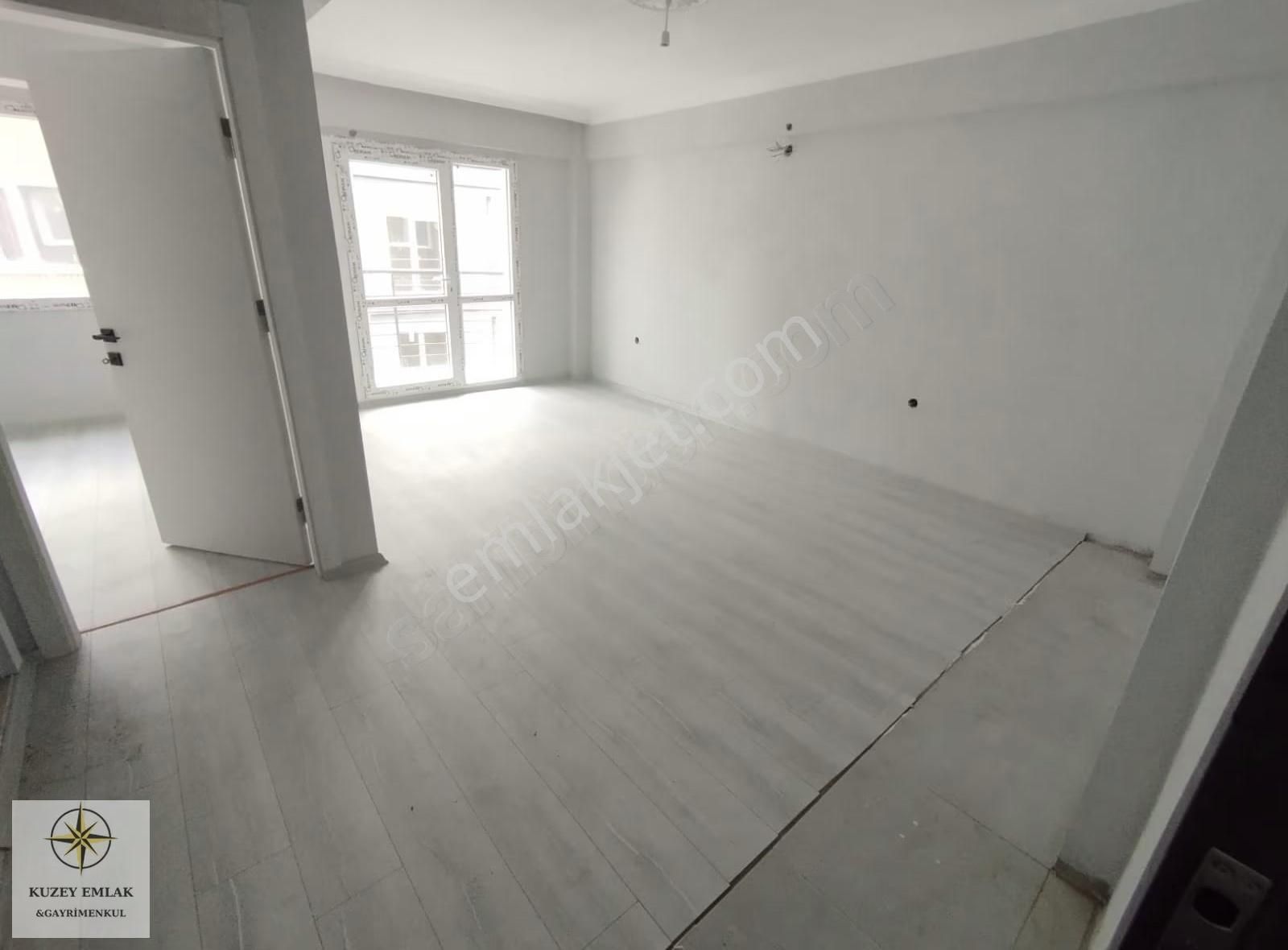 Çilek Bahçesi Civarı 1+1 - Asansörlü - Otoparklı - Sıfır !!
