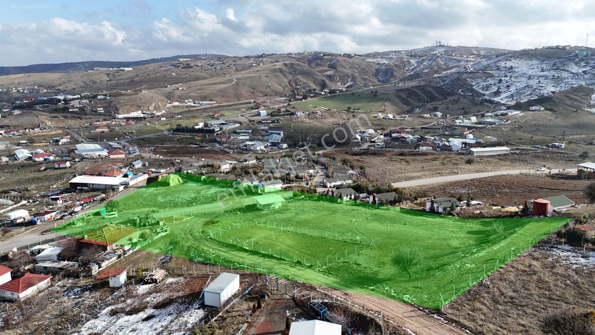 Bağlum'da Asfalt Yol Kenarında Tapulu 242 M2 Hisseli Bahçe