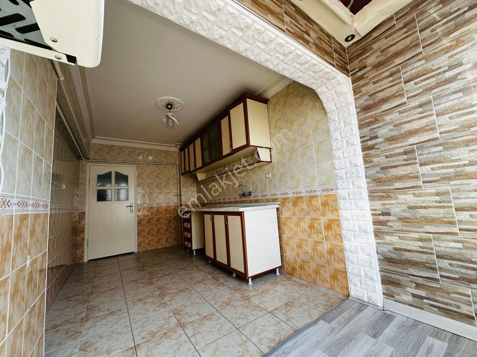 Kalecik Emlak'tan Satılık Hastahane Yakını Cehpesi Açık Daire - Görsel 3