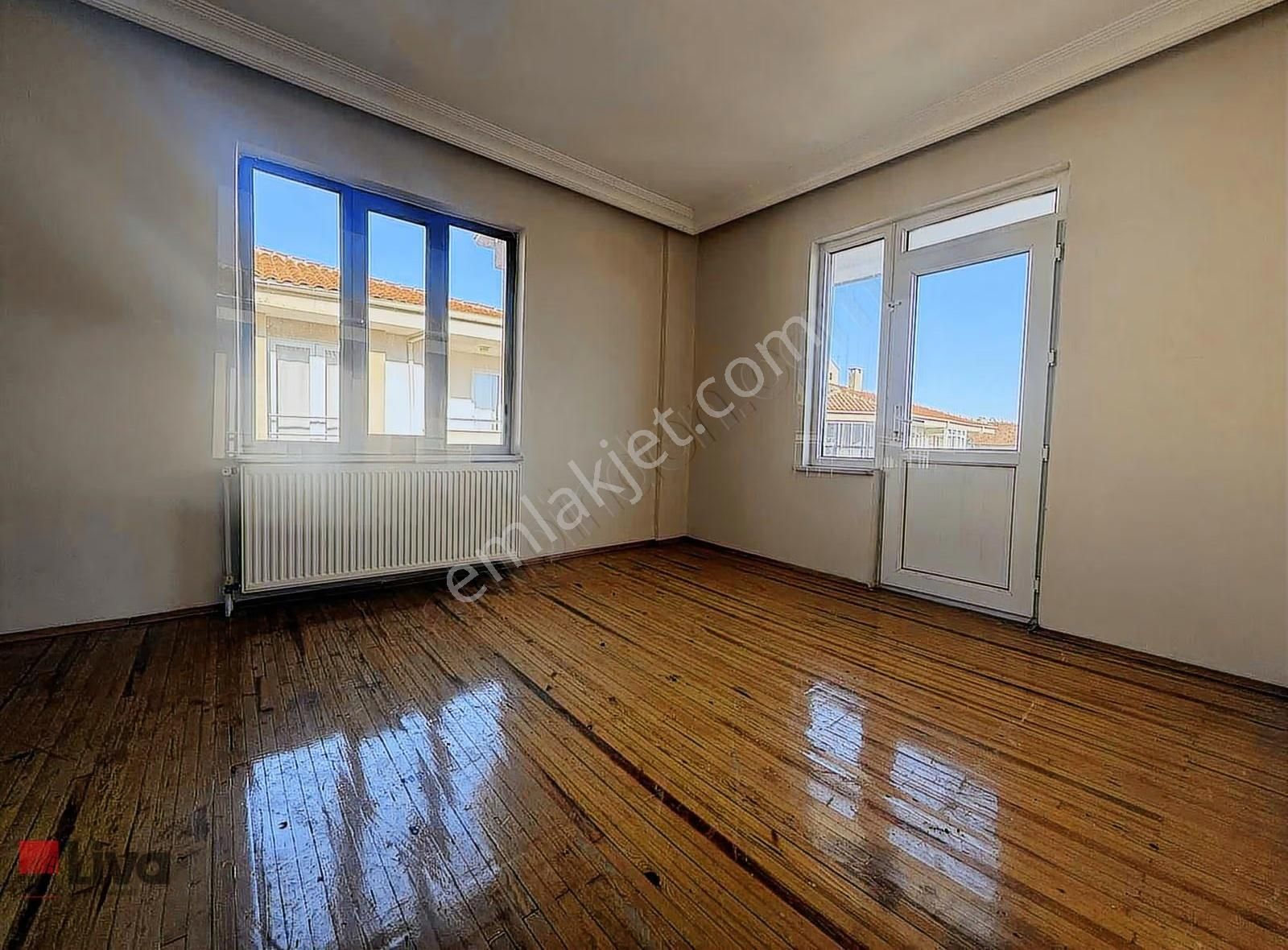 Liva'dan Plevne Mahallesinde Cadde Üzerinde 3+1 Satılık Daire - Görsel 25