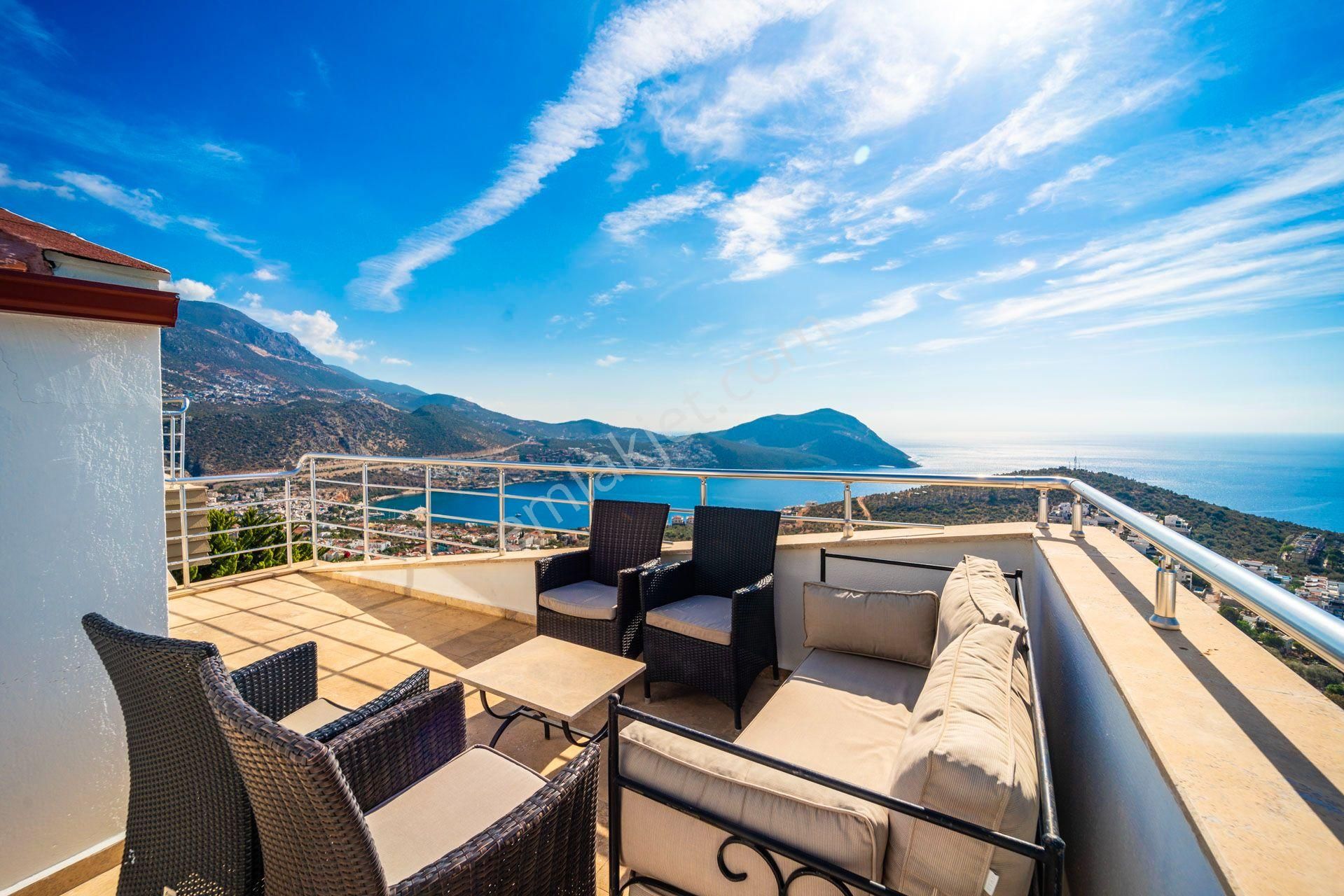 Kalkanda Muhteşem Deniz Manzaralı Modern Villa - Görsel 35