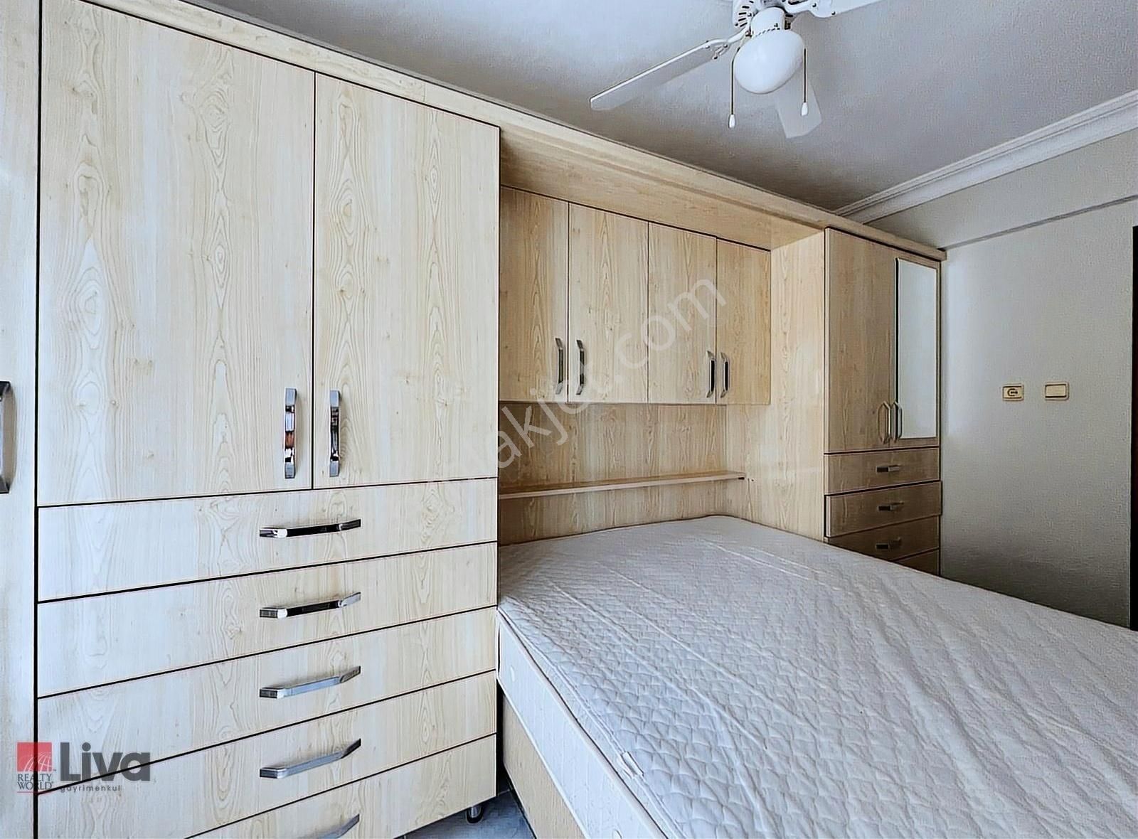 Livadan Akçay Altınkum Sağlık Ocağı Karşısı Eşyalı Kiralık - Görsel 11