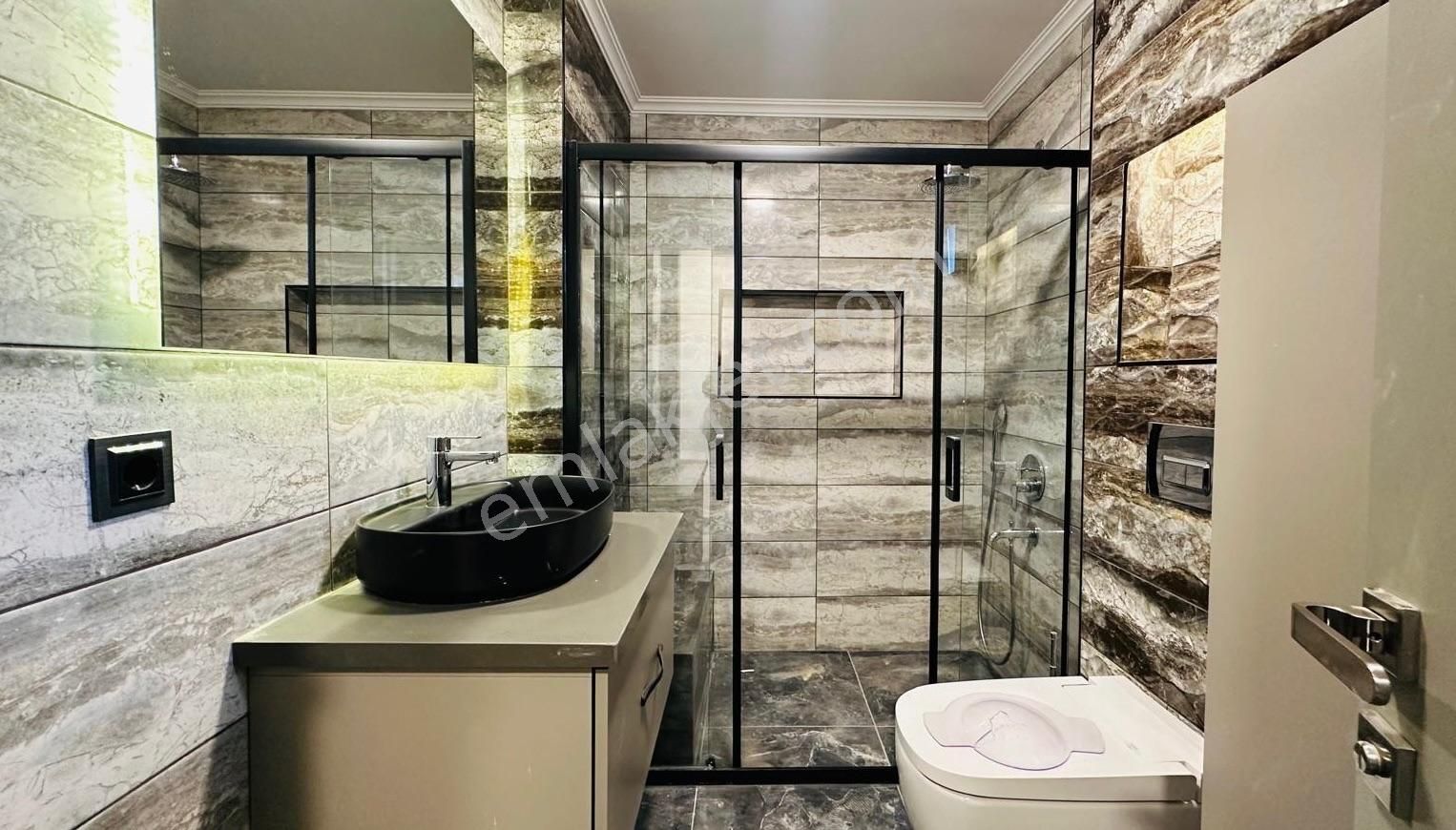 Kuşadası Merkezde Satılık 4+1 Özel Havuz Kap. Otopark Sıfır Yapı - Görsel 28