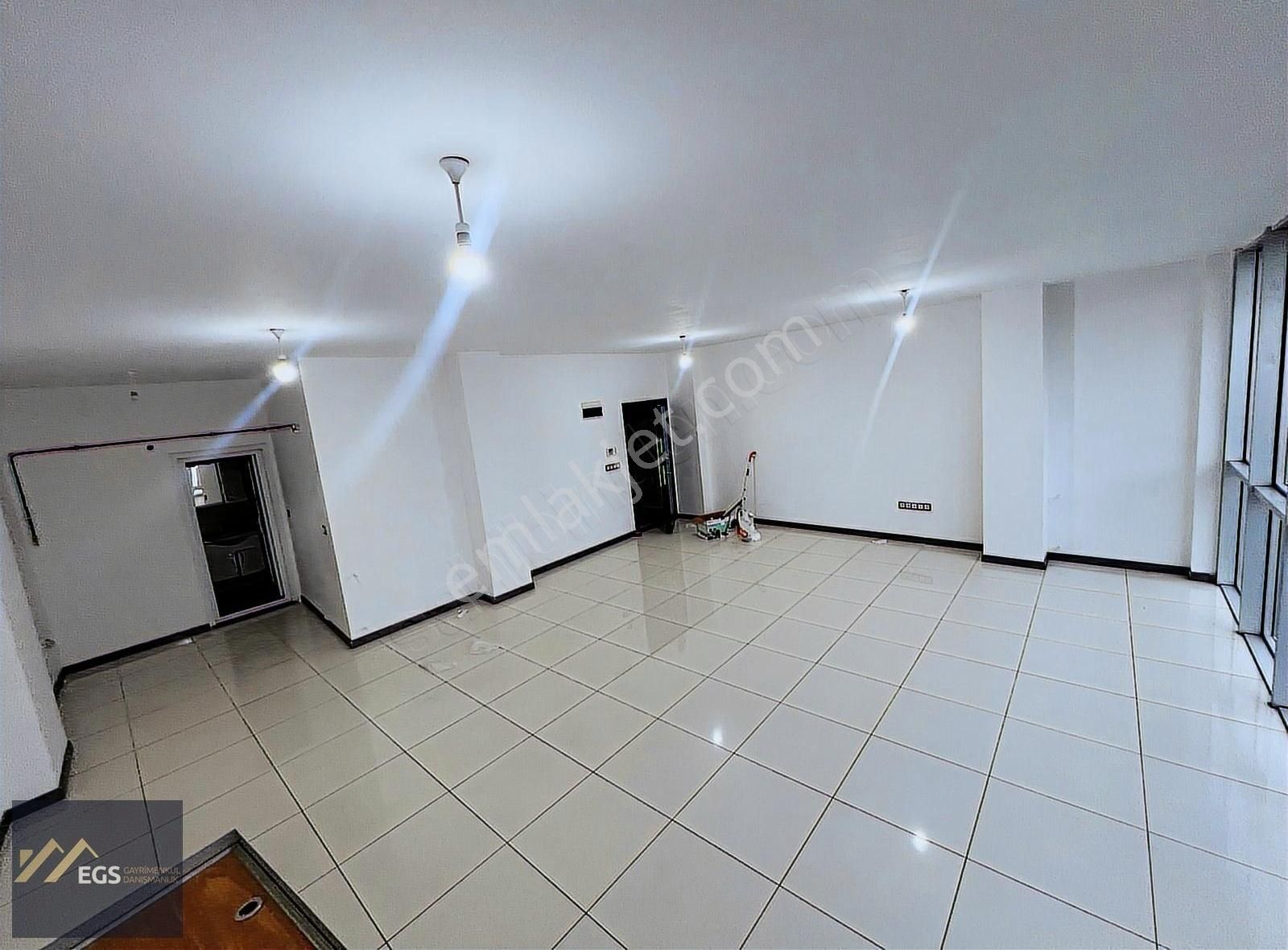 Mahmutbey'de Yatırımlık 498 M² Komple Satılık Bina İş Merkezi - Görsel 18