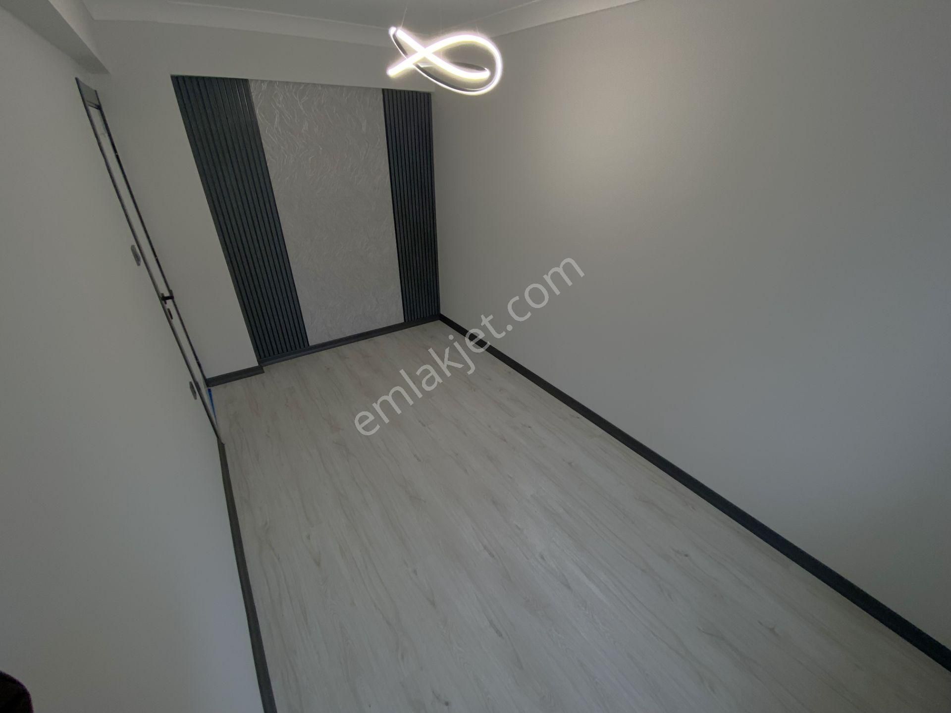 ▄jet Emlaktan Akçay Merkez'de Mükemmel Tasarımlı Geniş 2+1 Daire - Görsel 20