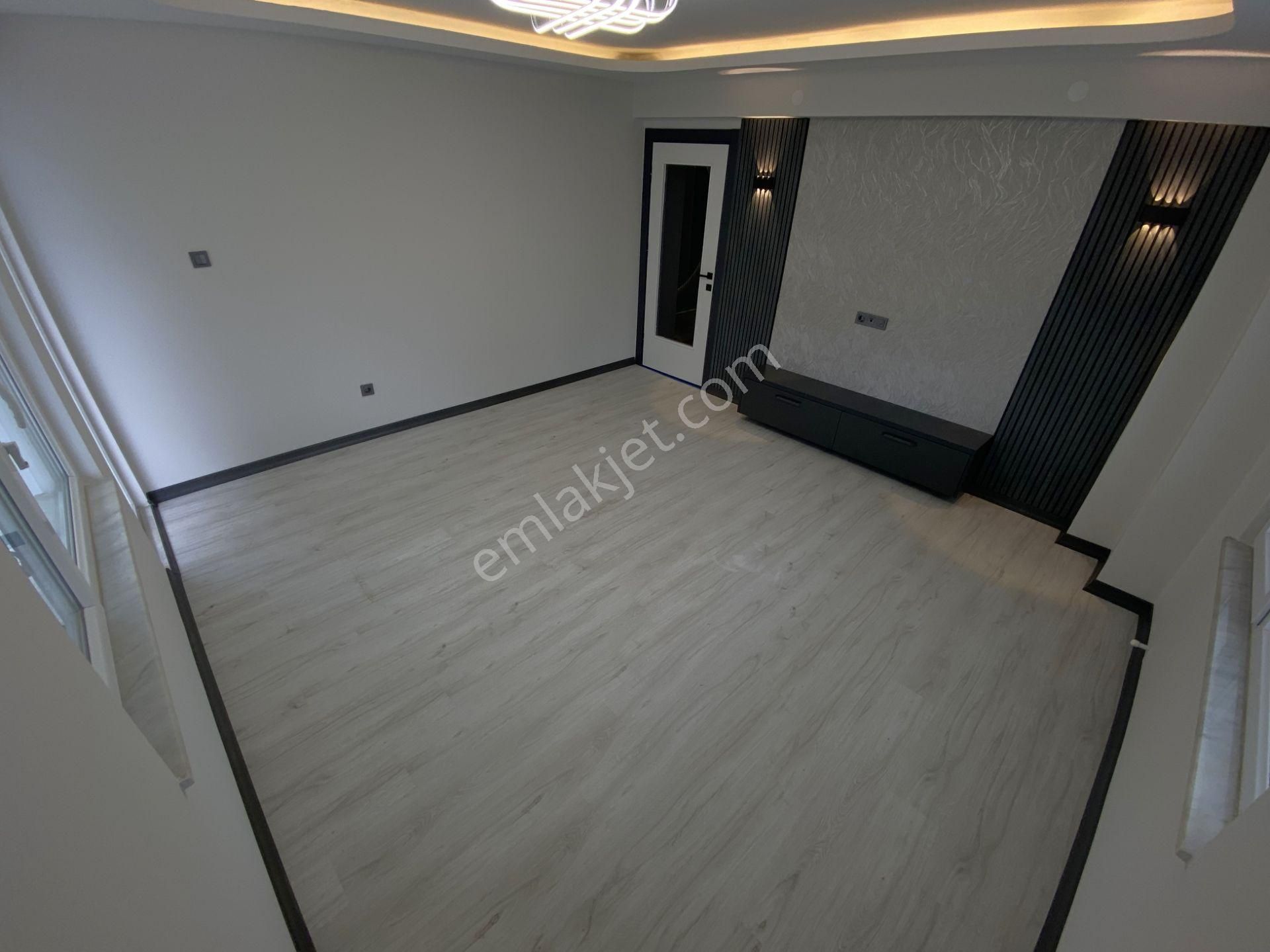 ▄jet Emlaktan Akçay Merkez'de Mükemmel Tasarımlı Geniş 2+1 Daire - Görsel 7