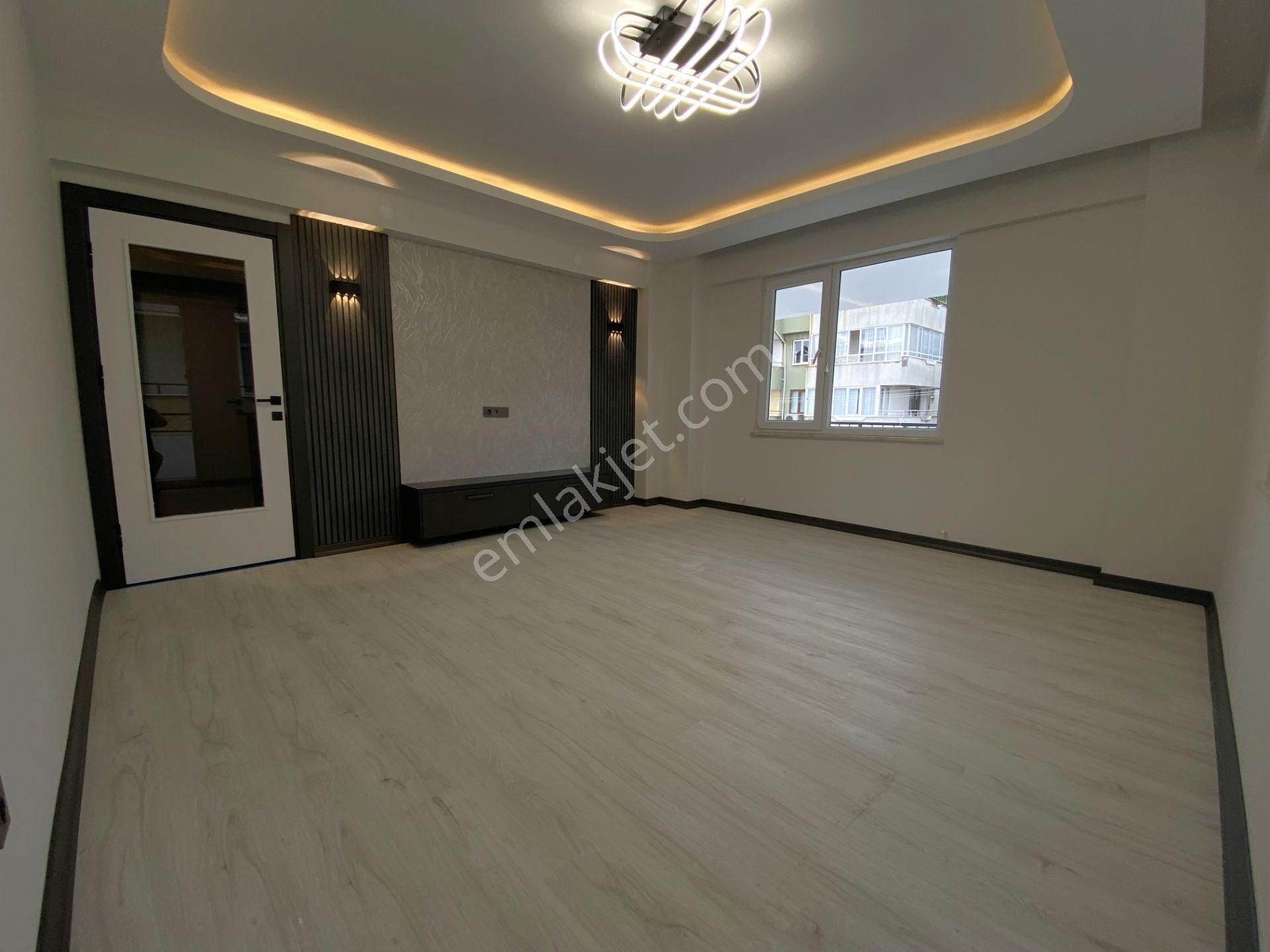 ▄jet Emlaktan Akçay Merkez'de Mükemmel Tasarımlı Geniş 2+1 Daire - Görsel 10