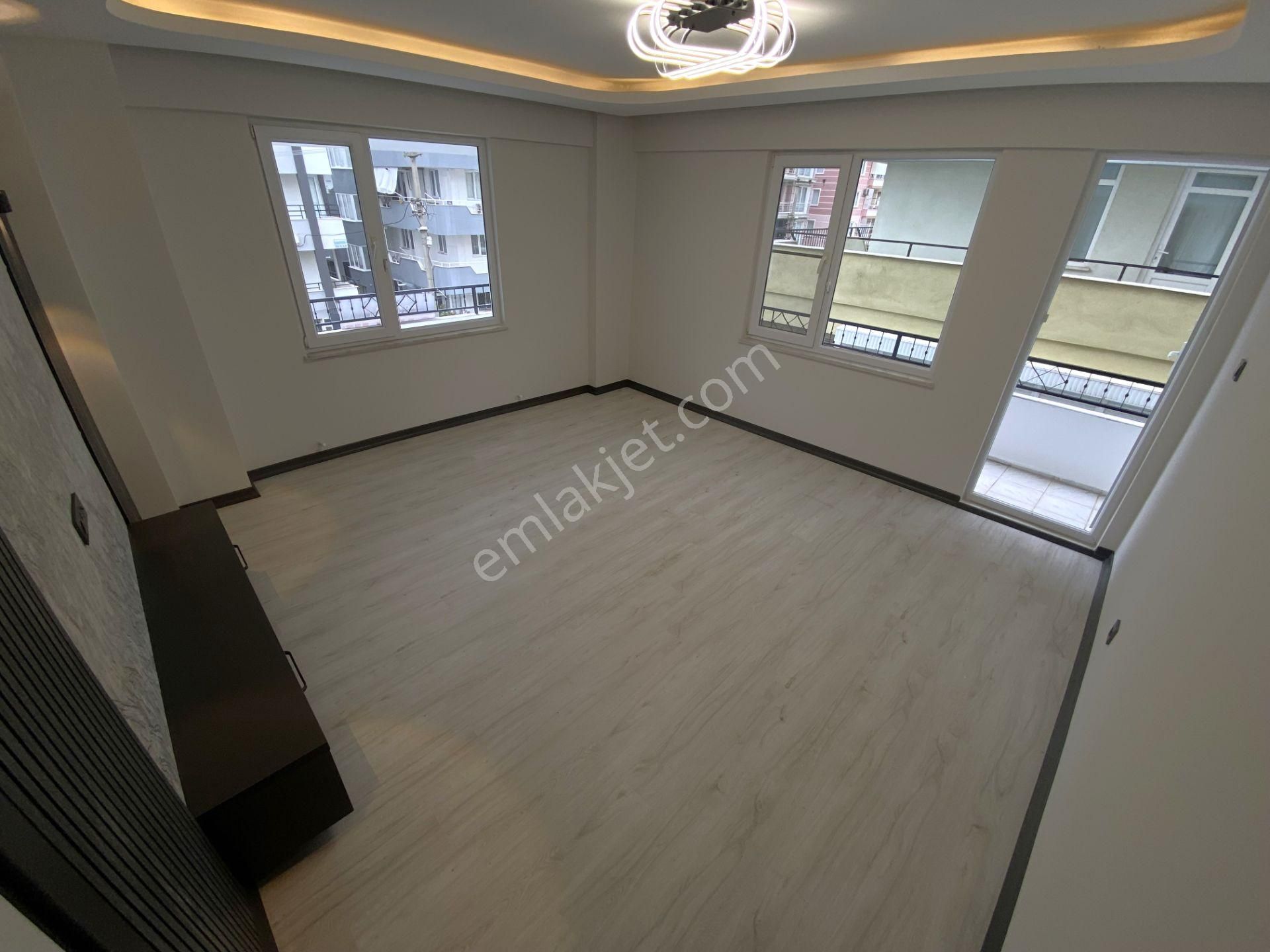 ▄jet Emlaktan Akçay Merkez'de Mükemmel Tasarımlı Geniş 2+1 Daire - Görsel 5