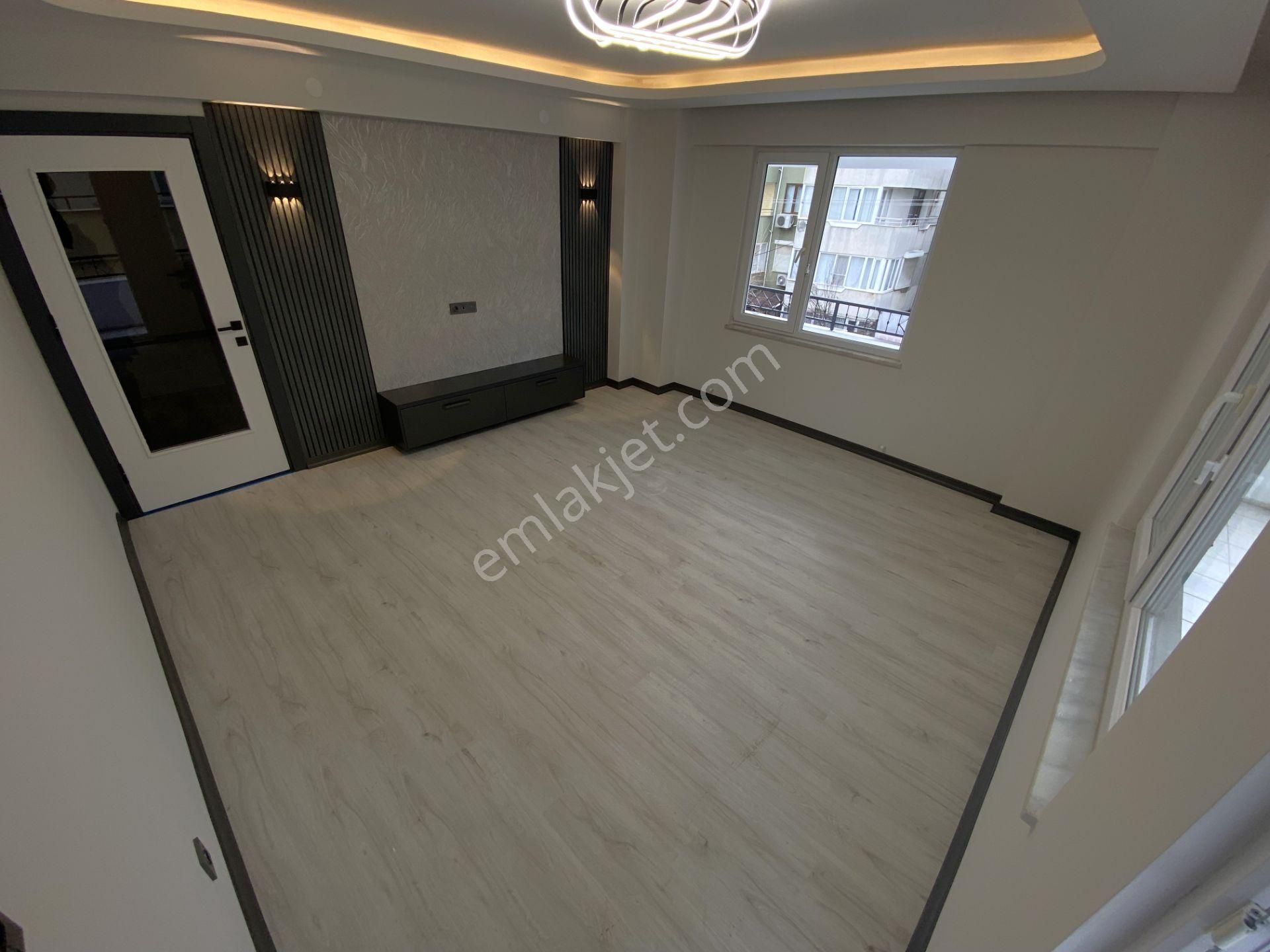 ▄jet Emlaktan Akçay Merkez'de Mükemmel Tasarımlı Geniş 2+1 Daire - Görsel 6