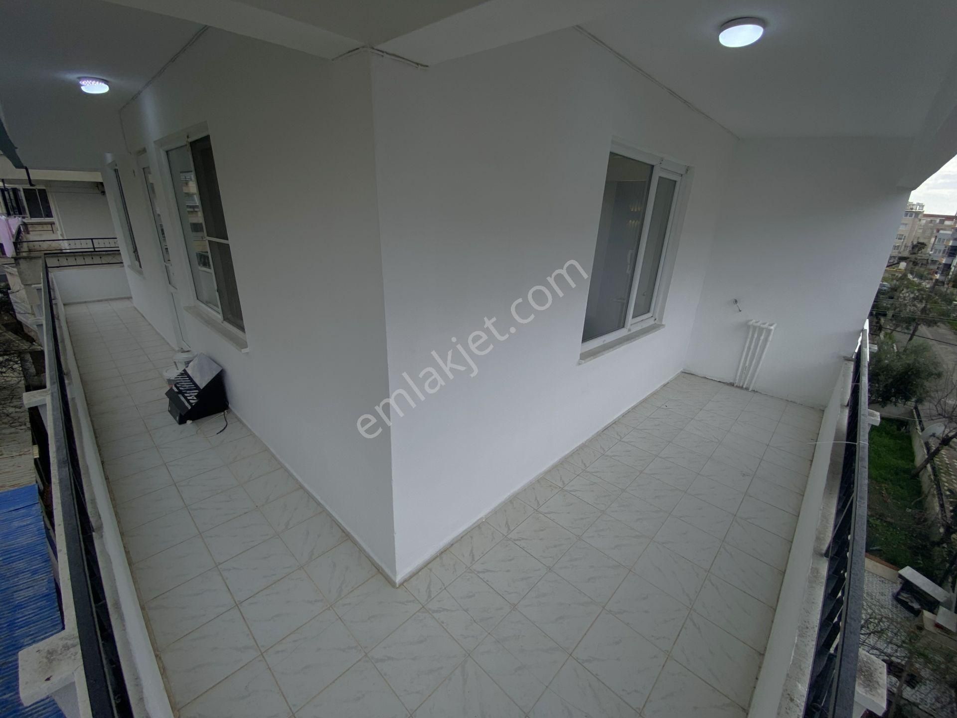 ▄jet Emlaktan Akçay Merkez'de Mükemmel Tasarımlı Geniş 2+1 Daire - Görsel 24