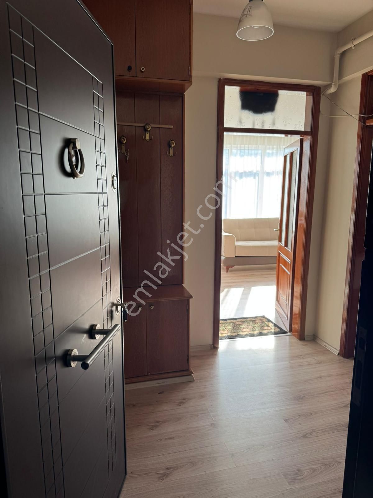 Ağabali Caddesi Üzeri Full Eşyalı Kiralık Daire - Görsel 8