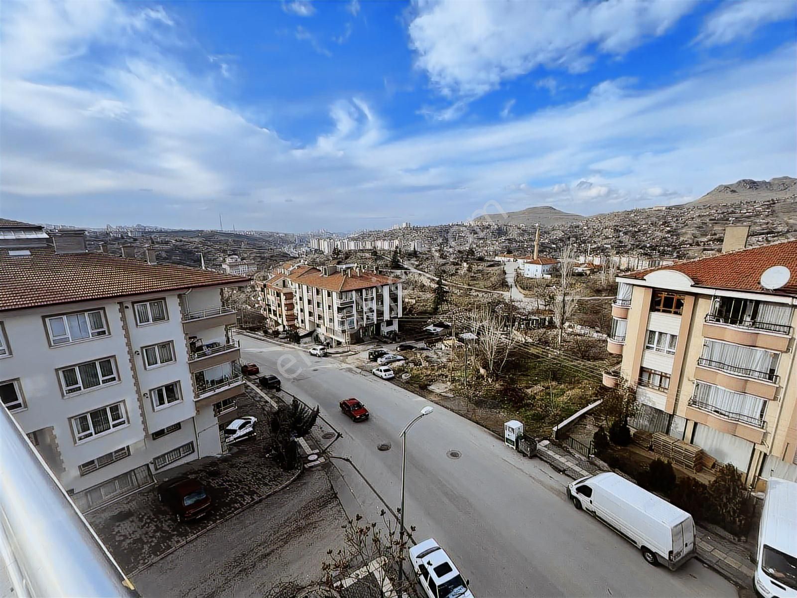 Avantaj'dan Yeşilbayır'da Cadde Üzeri Geniş 5+1 Kiralık Dublex - Görsel 33