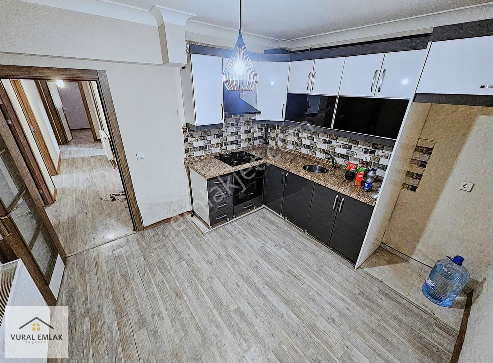 Vural'dan Kombi, Petek, C. Balkonlu 3+1 Fırsat Daire (acilll) - Görsel 3