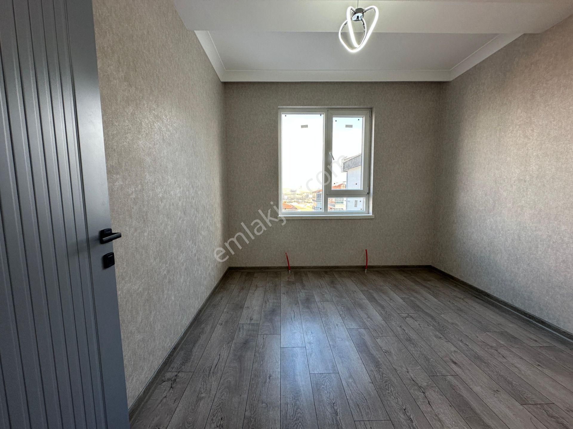 Eçiören'de Fiyatı Uygun Köşe Başı Ön Cephe Full Yapılı Sıfır 3+1 Daire - Görsel 24