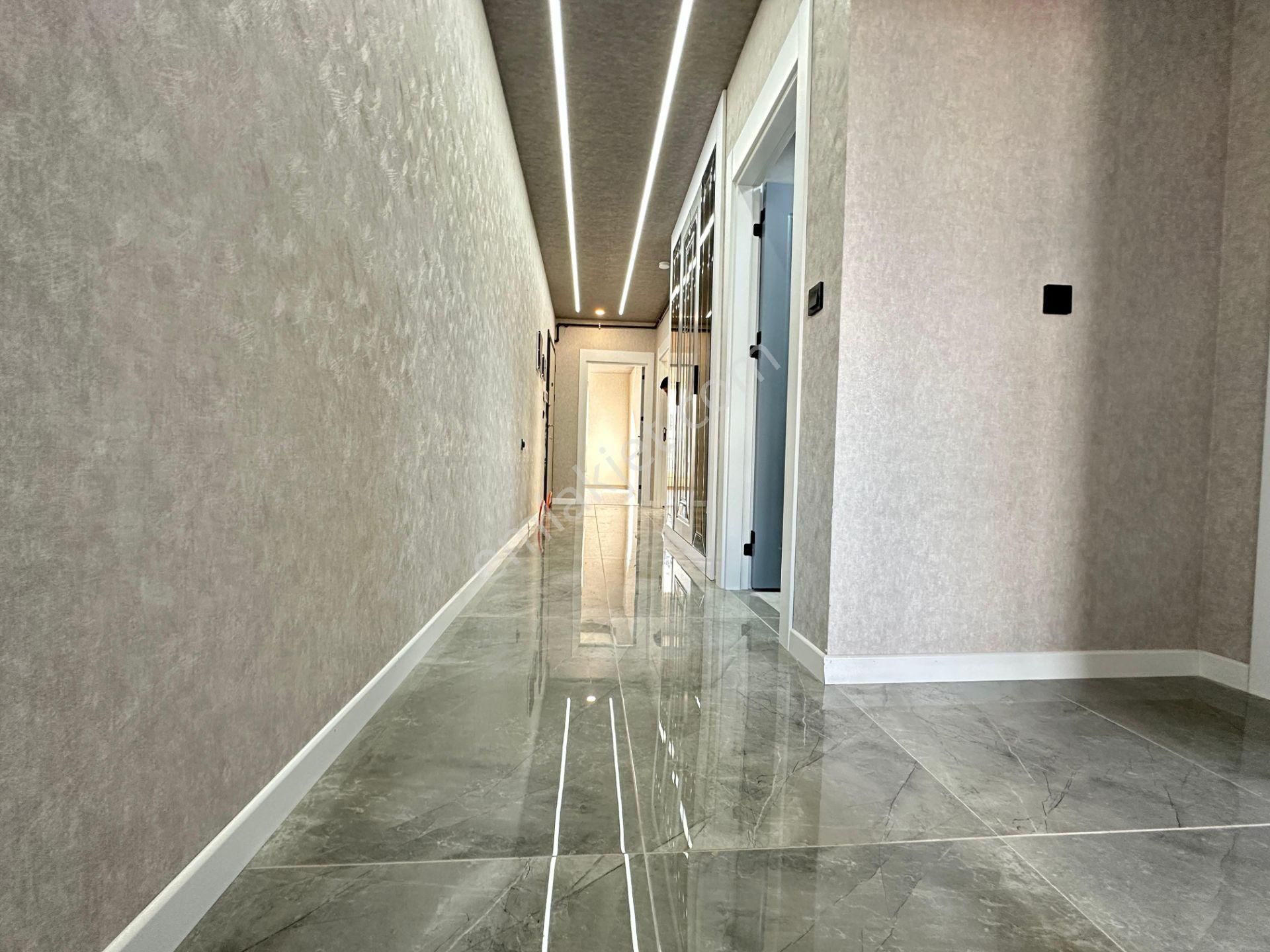 Eçiören'de Fiyatı Uygun Köşe Başı Ön Cephe Full Yapılı Sıfır 3+1 Daire - Görsel 18
