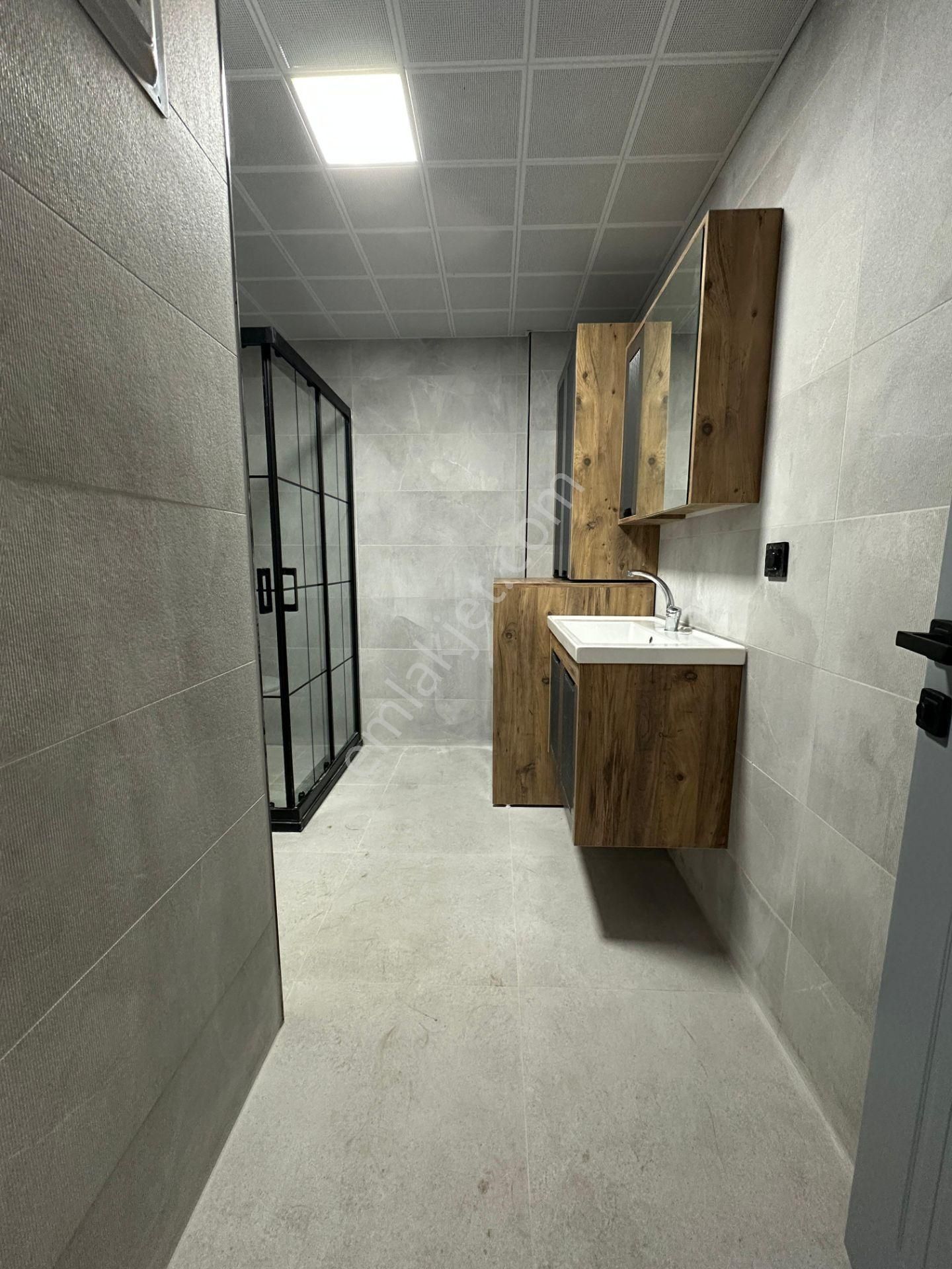 Eçiören'de Fiyatı Uygun Köşe Başı Ön Cephe Full Yapılı Sıfır 3+1 Daire - Görsel 34