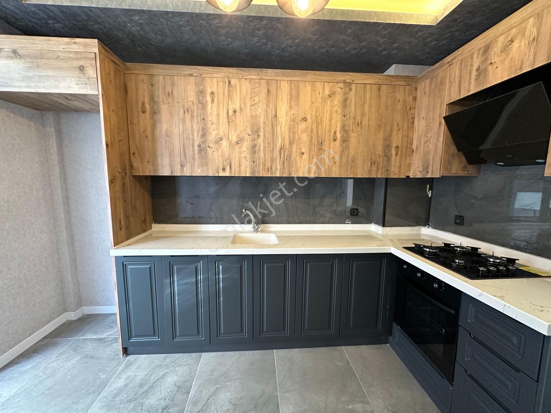 Eçiören'de Fiyatı Uygun Köşe Başı Ön Cephe Full Yapılı Sıfır 3+1 Daire - Görsel 7