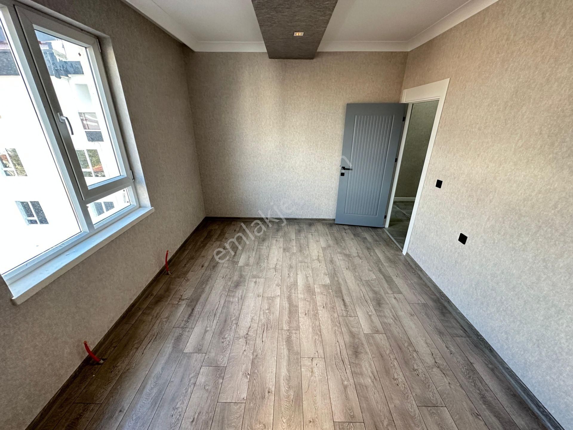 Eçiören'de Fiyatı Uygun Köşe Başı Ön Cephe Full Yapılı Sıfır 3+1 Daire - Görsel 4