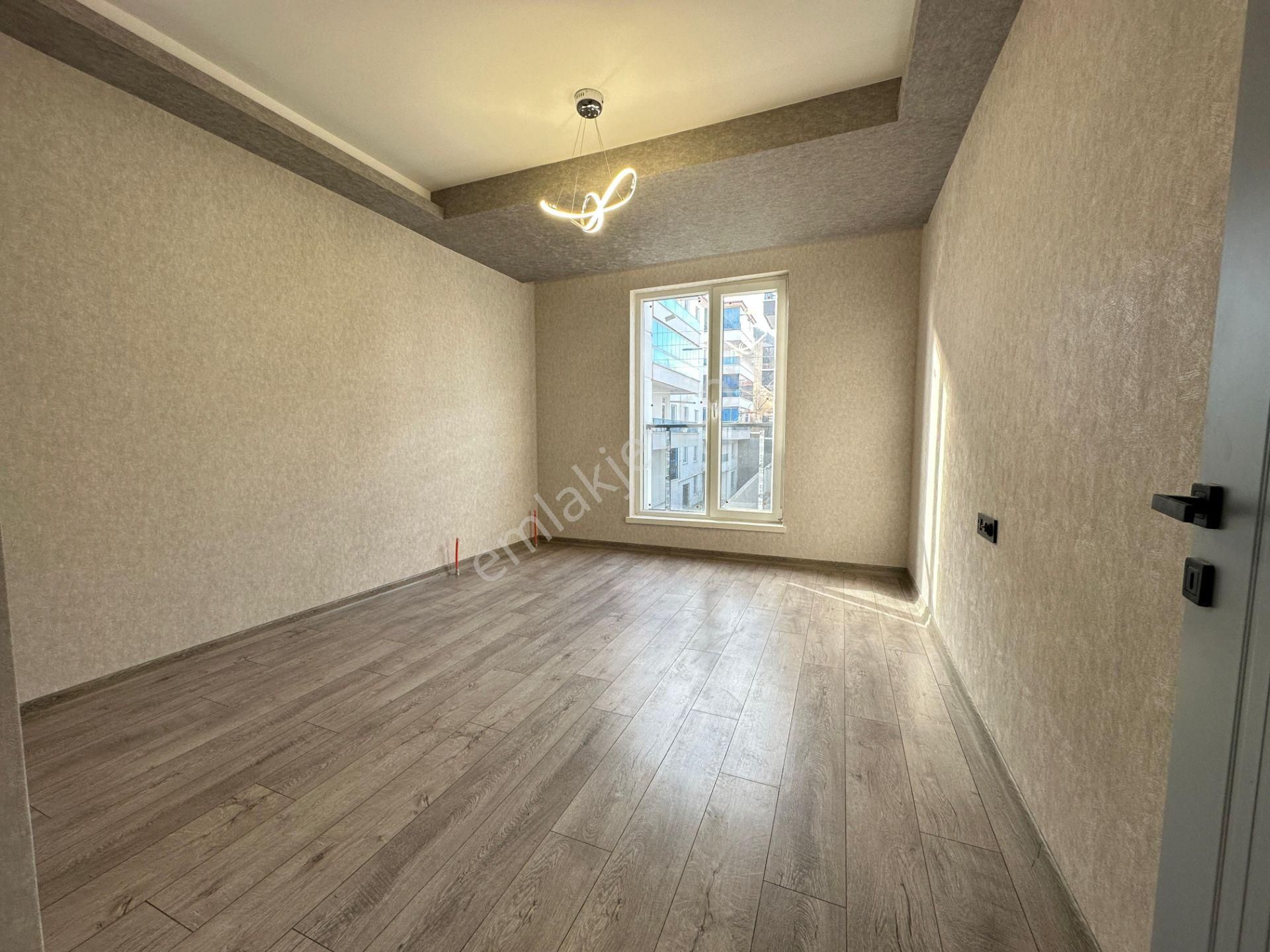 Eçiören'de Fiyatı Uygun Köşe Başı Ön Cephe Full Yapılı Sıfır 3+1 Daire - Görsel 27