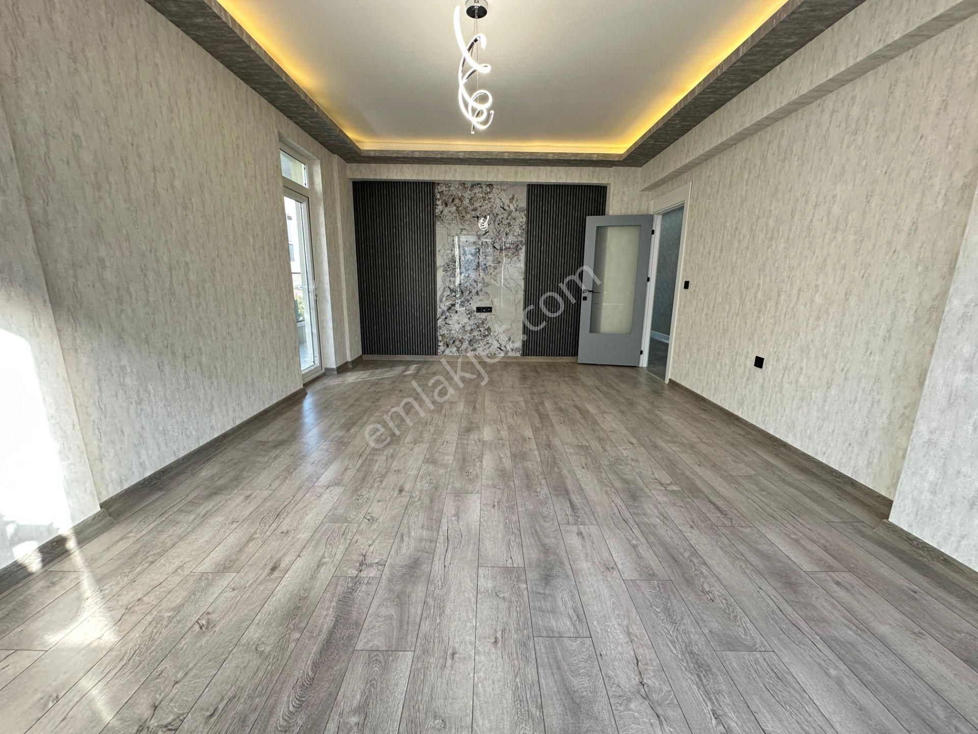 Eçiören'de Fiyatı Uygun Köşe Başı Ön Cephe Full Yapılı Sıfır 3+1 Daire - Görsel 28