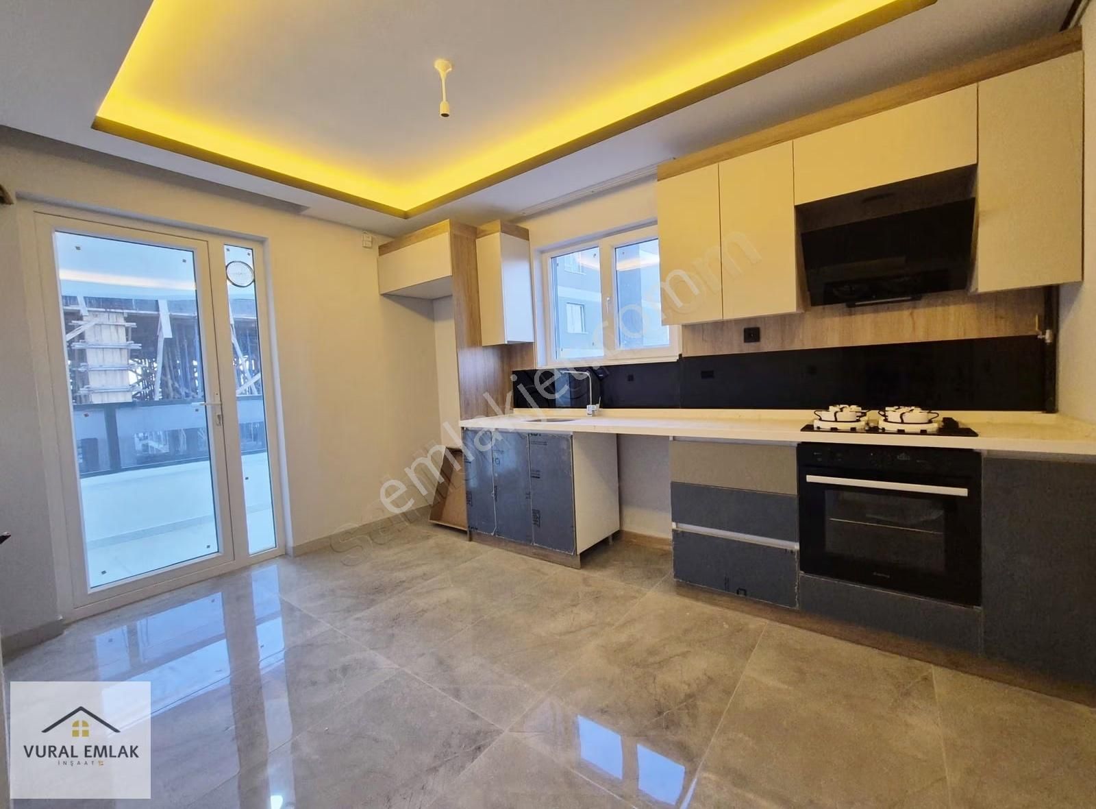 Vural'dan Kat Konumunda, Geniş, Kullanışlı, G. Odalı 2+1 Daire - Görsel 9