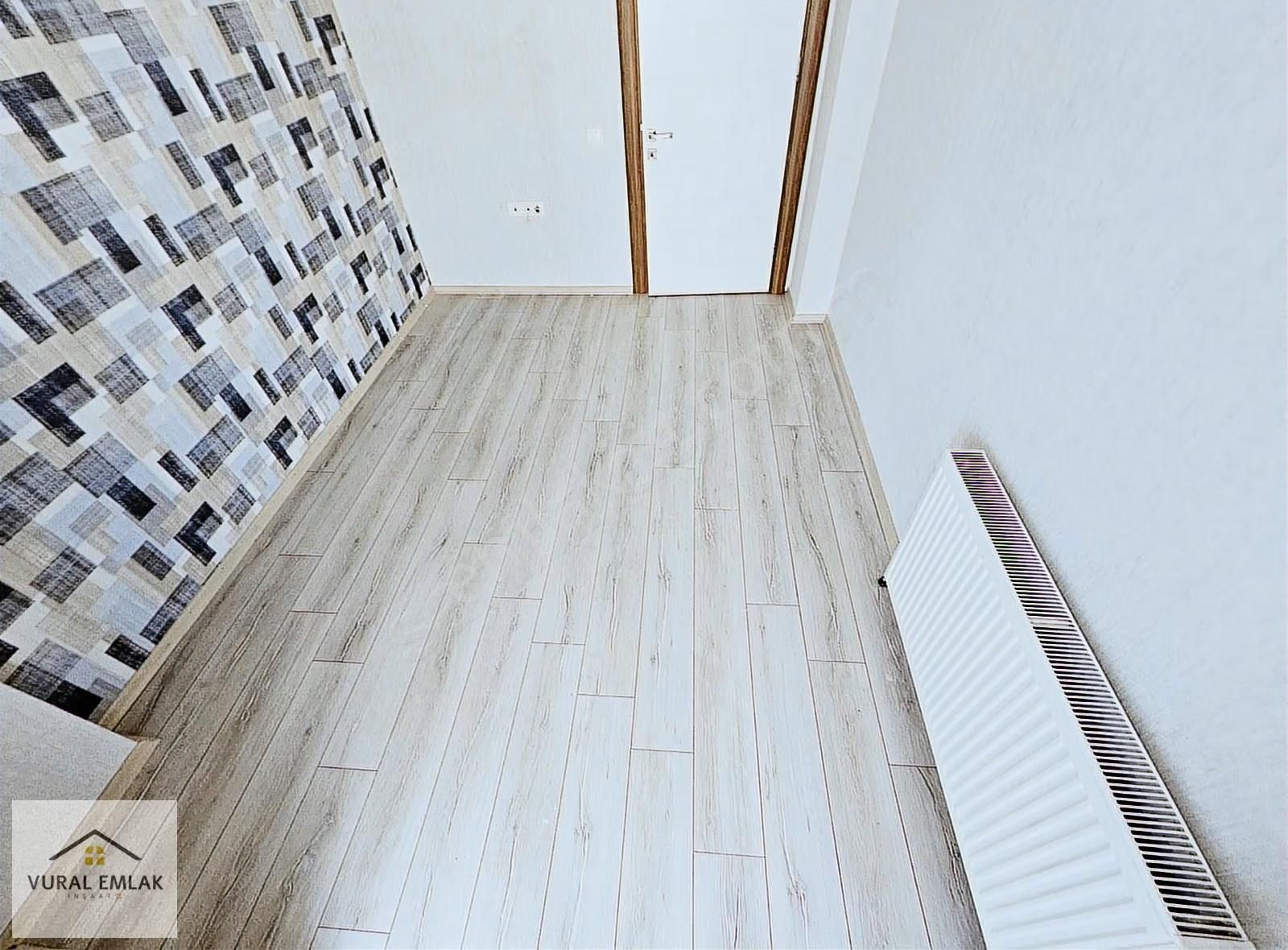 Vural'dan Devasa Genişlikte, Çift Cam Balkonlu, Full Yapılı - Görsel 4