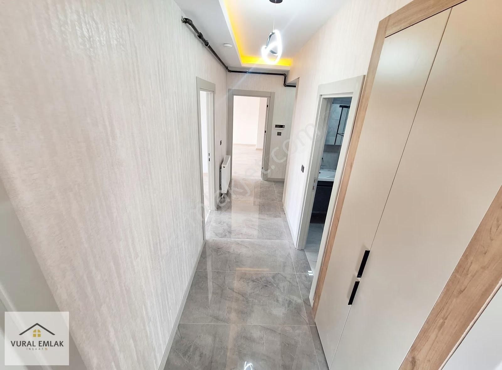 Vuraldan 29 Ekim Mh Gözde Dairesi 2+1 İskanlı Geniş Oturumlu Ful - Görsel 15