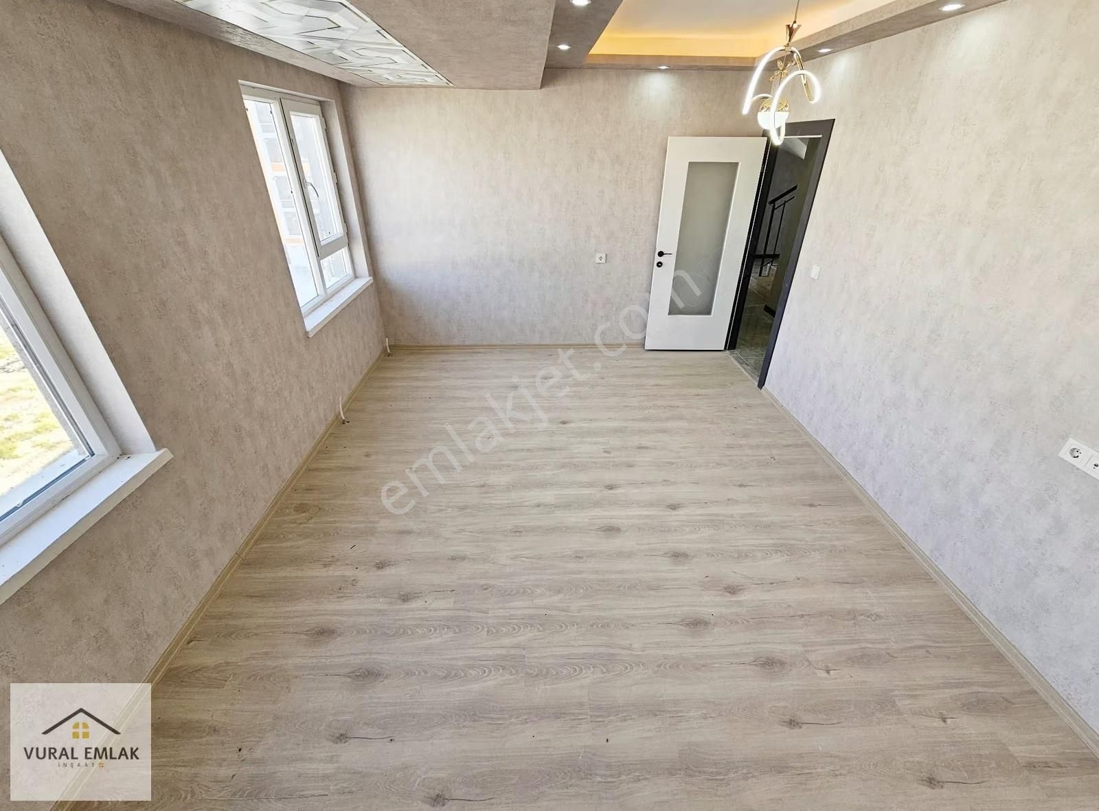 Vural'dan 4+1, İskanlı, Geniş Oturuma Sahip 4+1 Sıfır Daire - Görsel 14