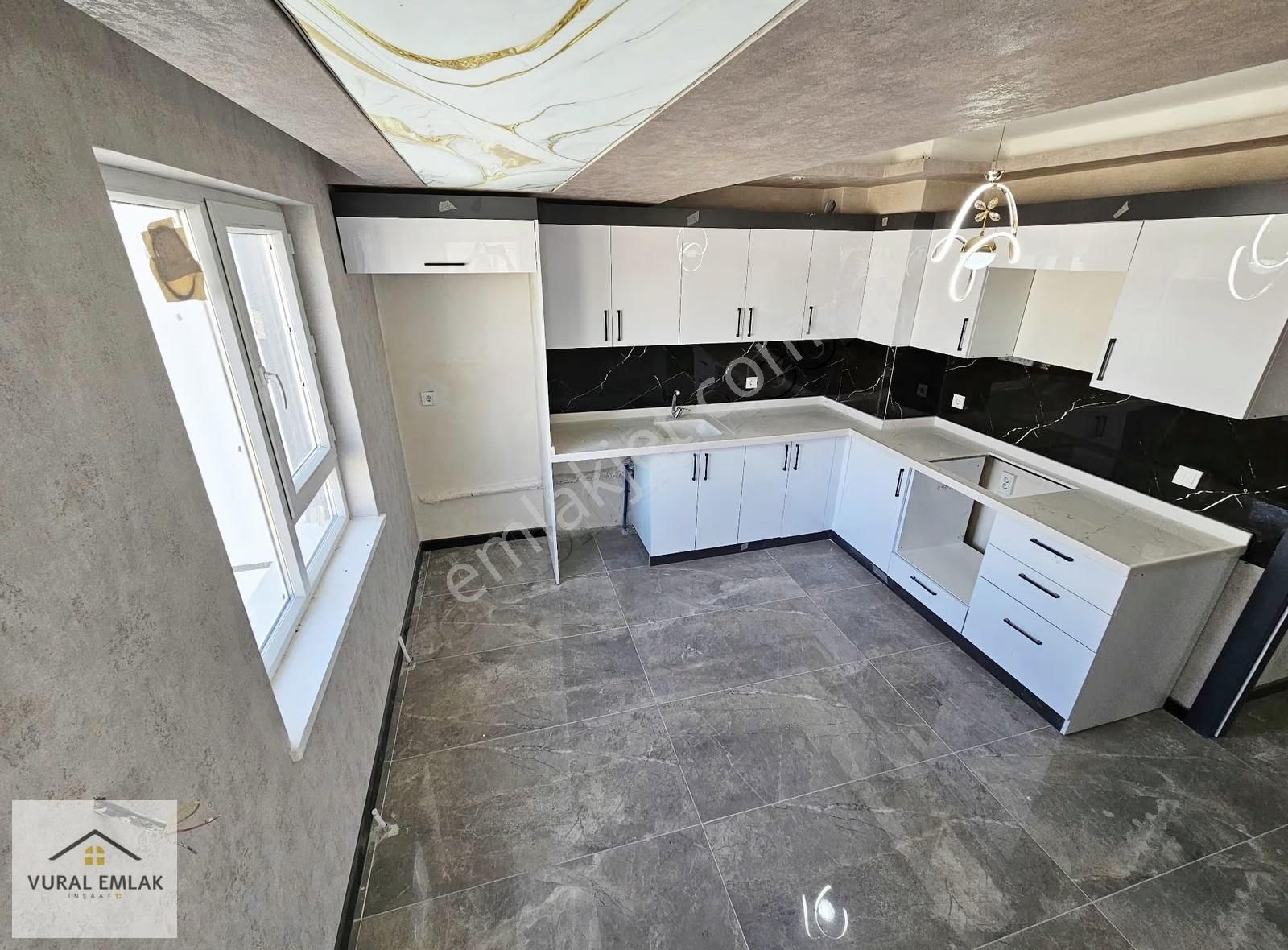 Vural'dan 4+1, İskanlı, Geniş Oturuma Sahip 4+1 Sıfır Daire - Görsel 31