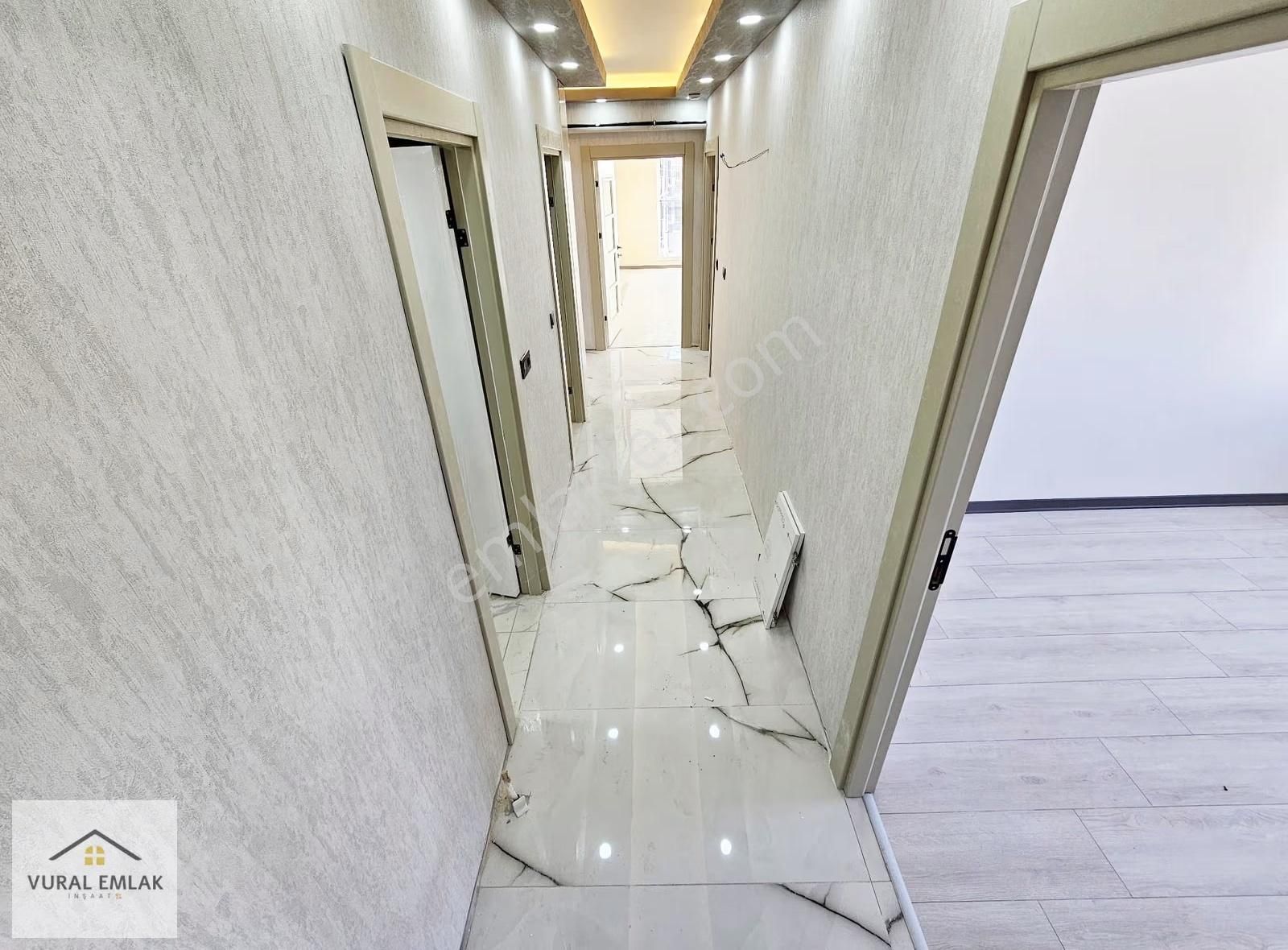 Vural'dan Ara Katta, Teras Balkonlu E. Banyolu 2+1 Fırsat Daire - Görsel 17