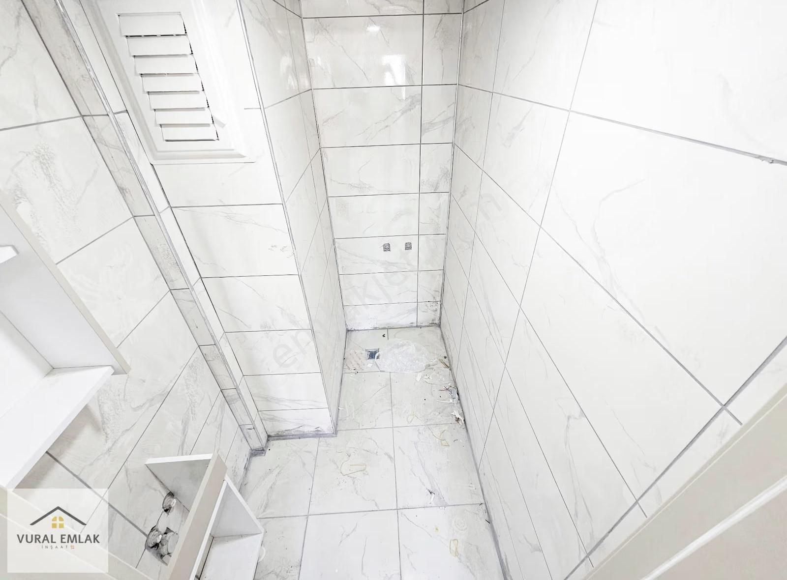 Vural'dan Ara Katta, Teras Balkonlu E. Banyolu 2+1 Fırsat Daire - Görsel 33