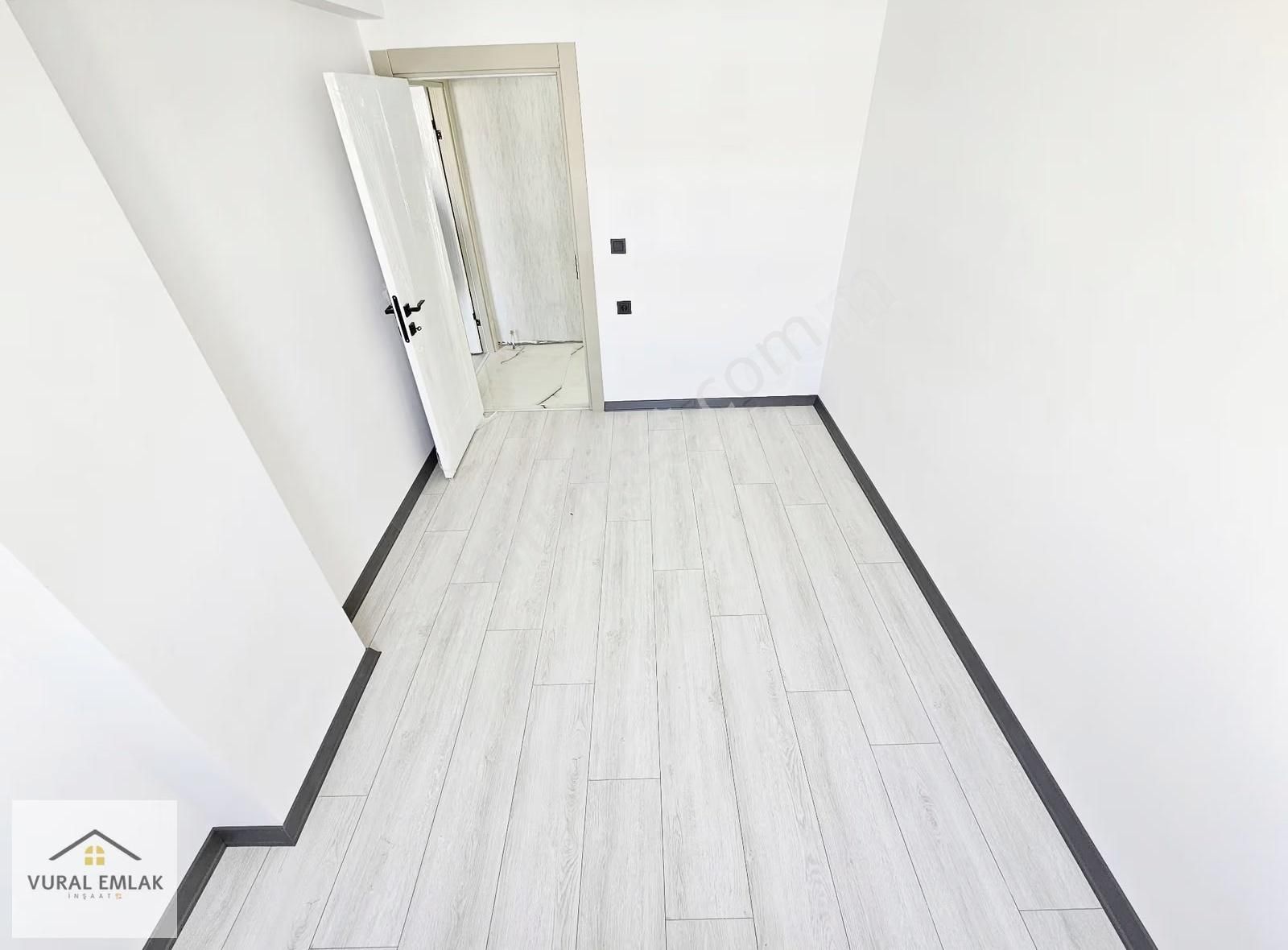 Vural'dan Ara Katta, Teras Balkonlu E. Banyolu 2+1 Fırsat Daire - Görsel 20