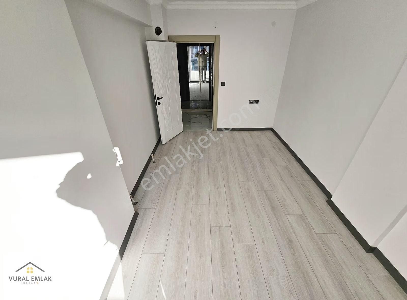 Vural'dan Ara Katta, Teras Balkonlu E. Banyolu 2+1 Fırsat Daire - Görsel 10