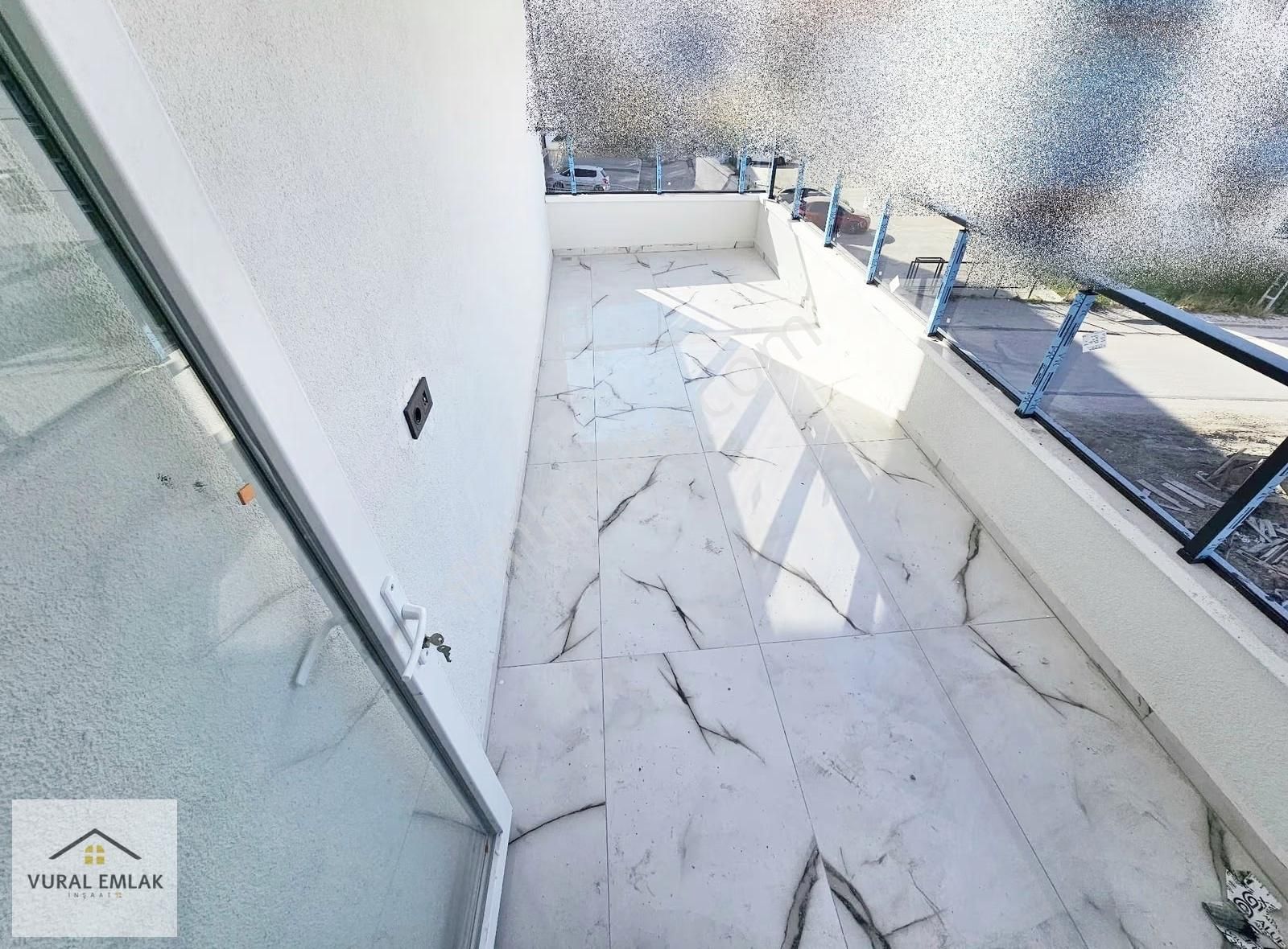 Vural'dan Ara Katta, Teras Balkonlu E. Banyolu 2+1 Fırsat Daire - Görsel 24