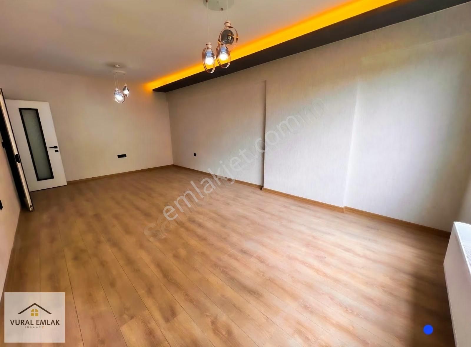 Vural Emlaktan 3+1 İskanlı Site İçerisinde Mevlana Mh 145m2 Acil - Görsel 30