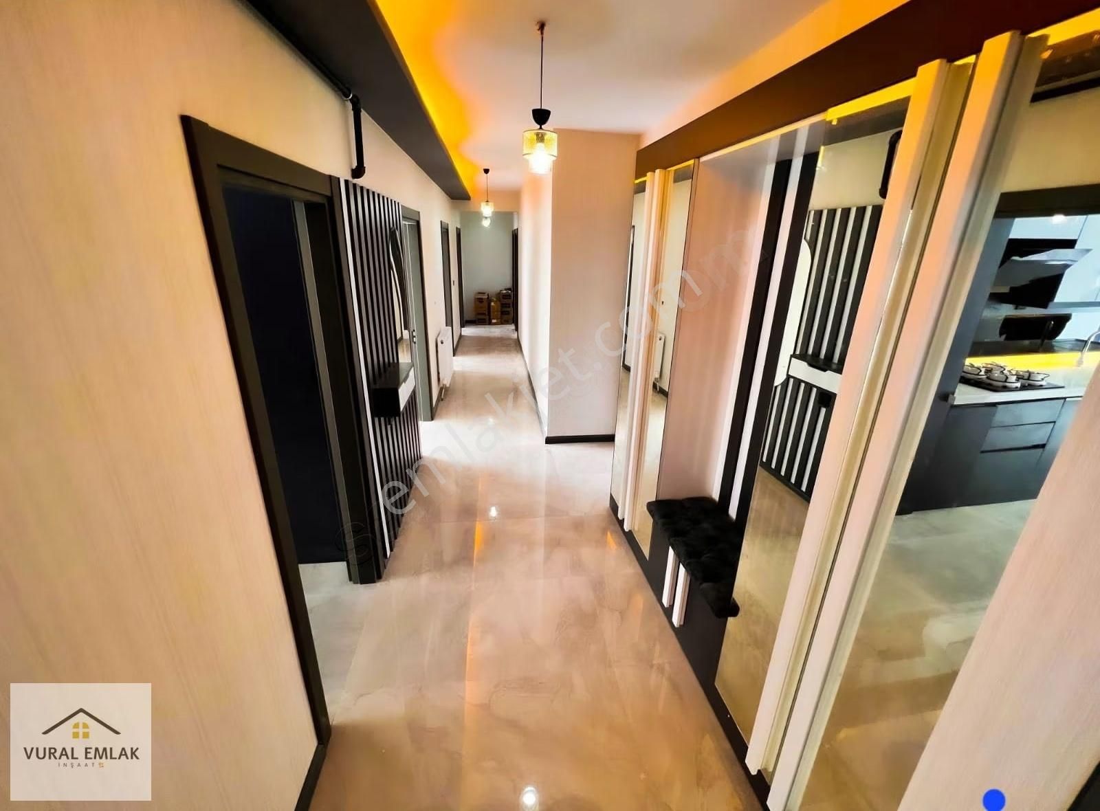 Vural Emlaktan 3+1 İskanlı Site İçerisinde Mevlana Mh 145m2 Acil - Görsel 9