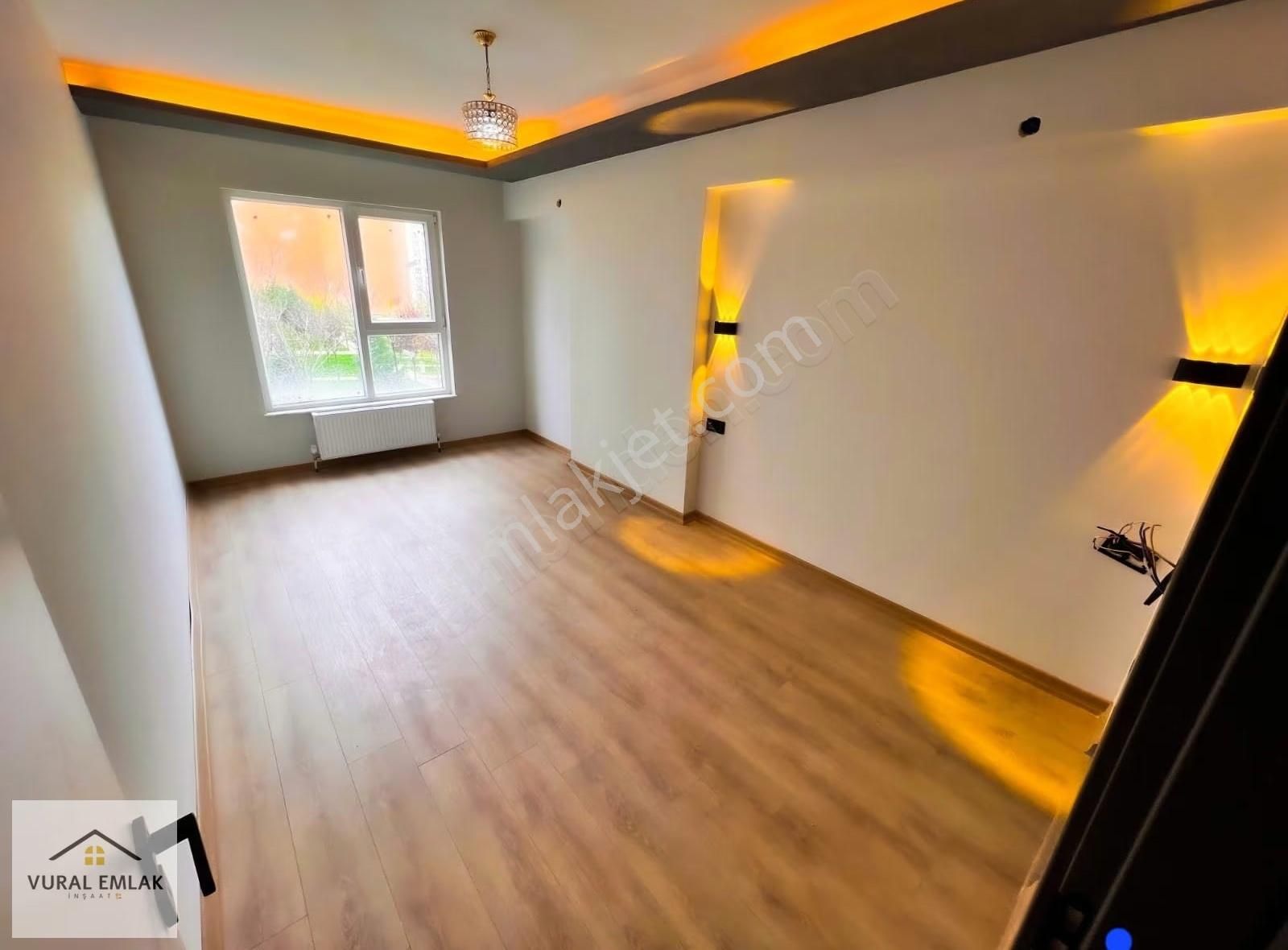 Vural Emlaktan 3+1 İskanlı Site İçerisinde Mevlana Mh 145m2 Acil - Görsel 10