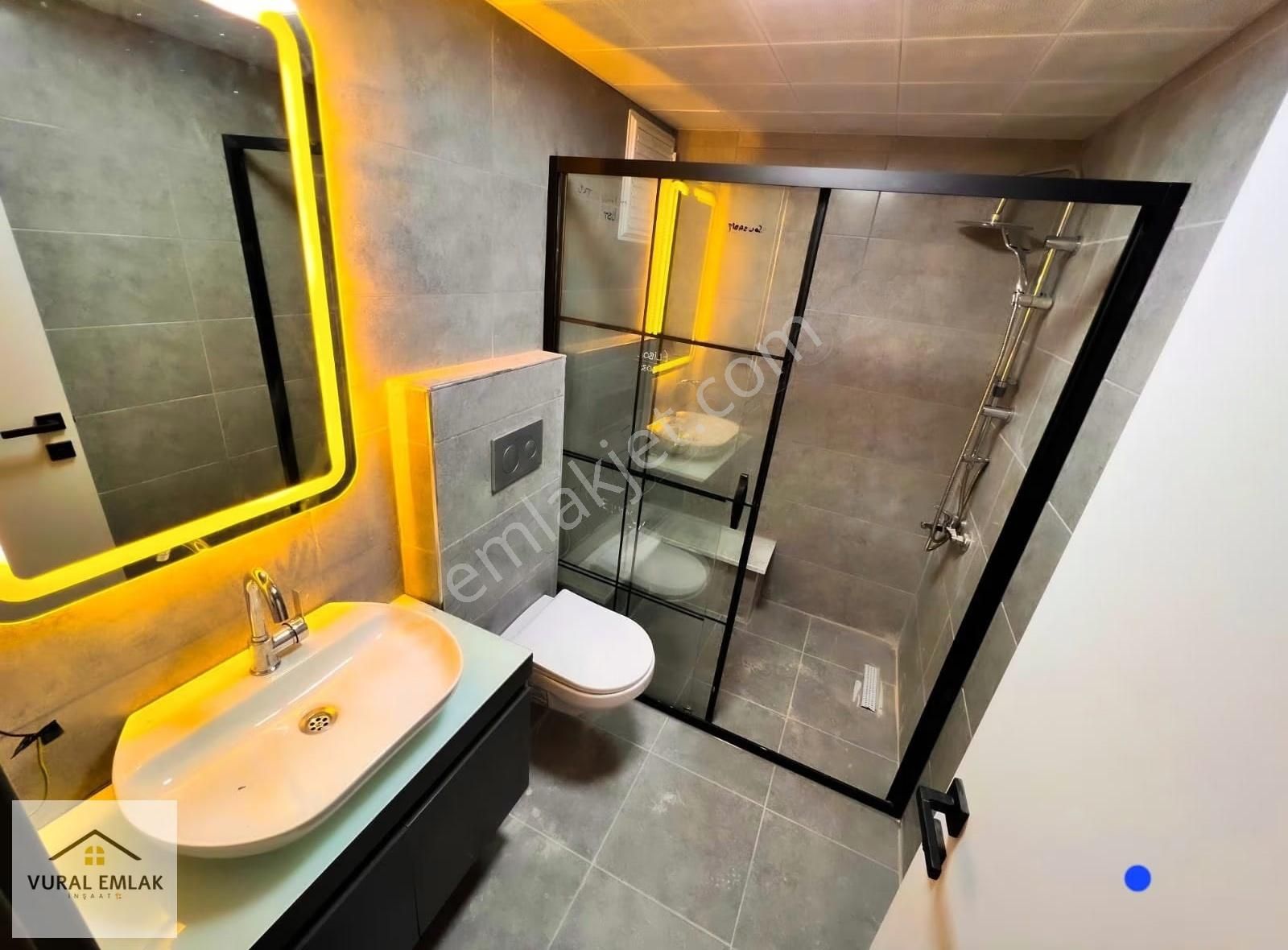 Vural Emlaktan 3+1 İskanlı Site İçerisinde Mevlana Mh 145m2 Acil - Görsel 12