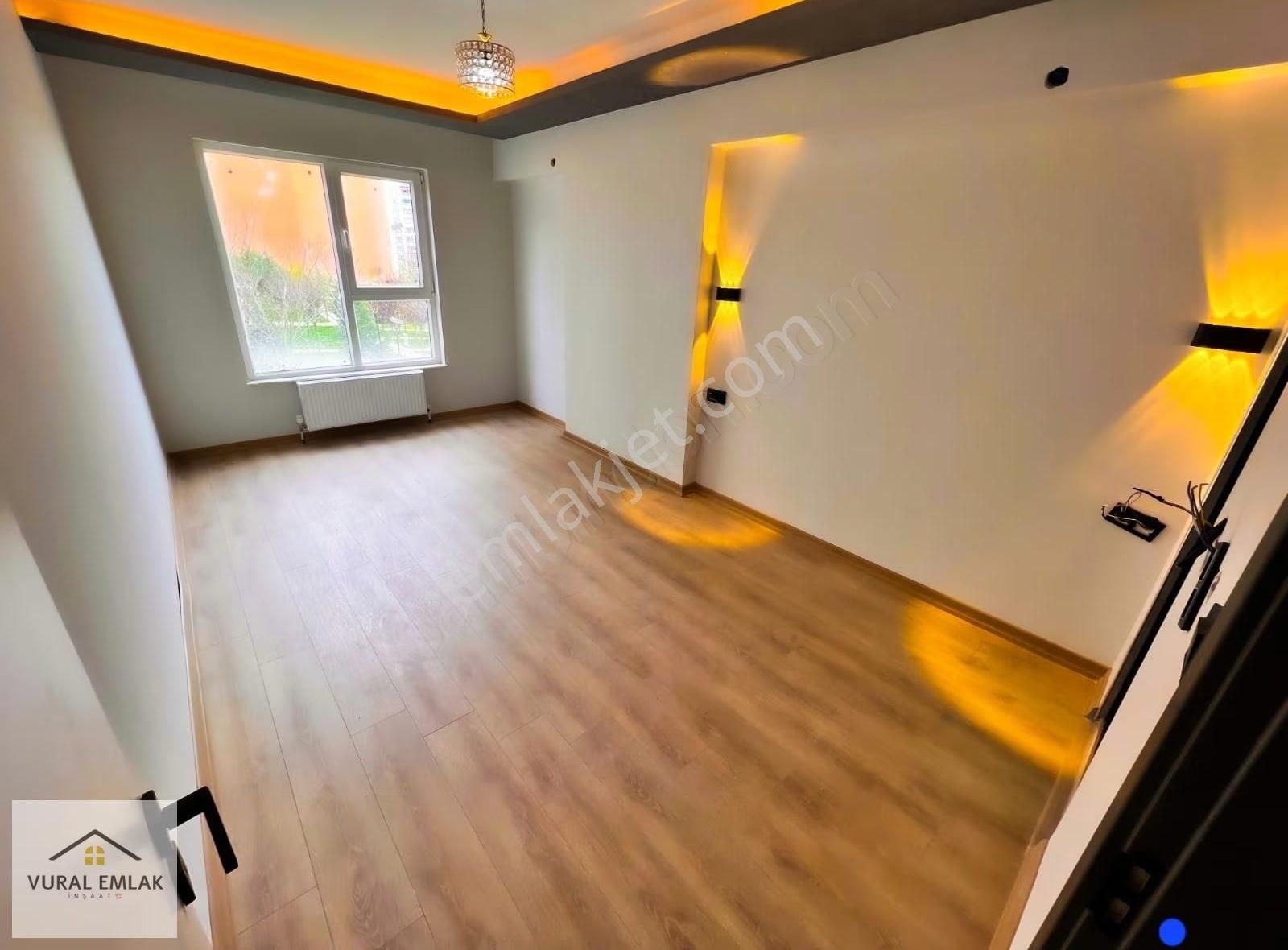 Vural Emlaktan 3+1 İskanlı Site İçerisinde Mevlana Mh 145m2 Acil - Görsel 27