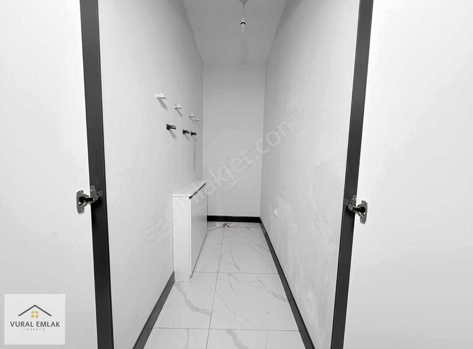 Vural,dan Site İçerisinde Kilerli E.banyolu G.odalı 160m2 İskanl - Görsel 30