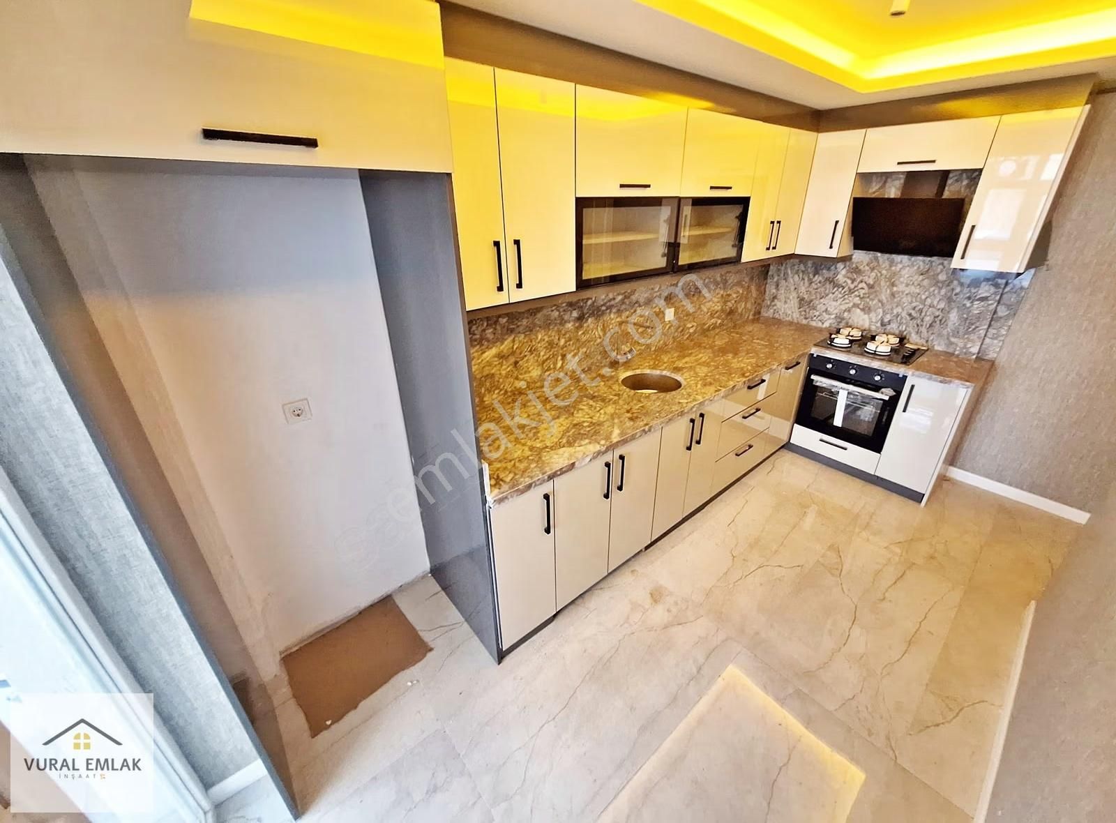 Vural'dan Menderes Mahallesinde 3+1 Şık Tasarımlı Sıfır Daire - Görsel 22