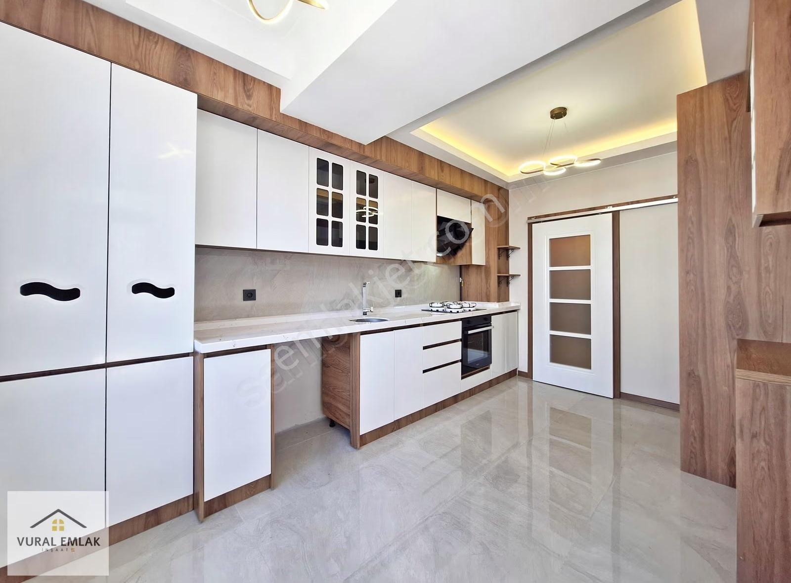 Vural'dan Okullar Bölgesinde 3+1 Geniş Tasarına Sahip Daire - Görsel 3